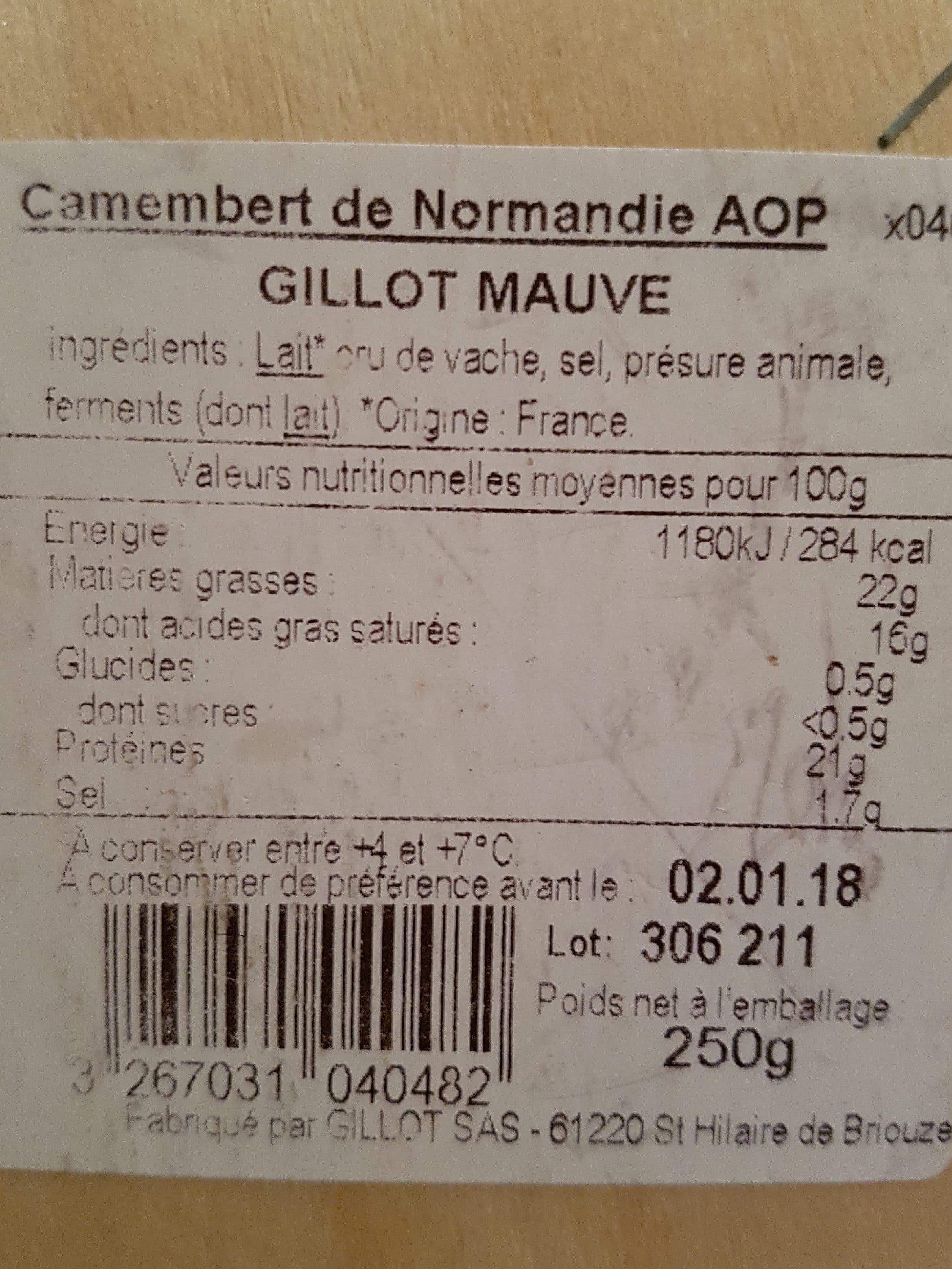 GILLOT Camembert Lait cru (100% vache de race normande) packshot