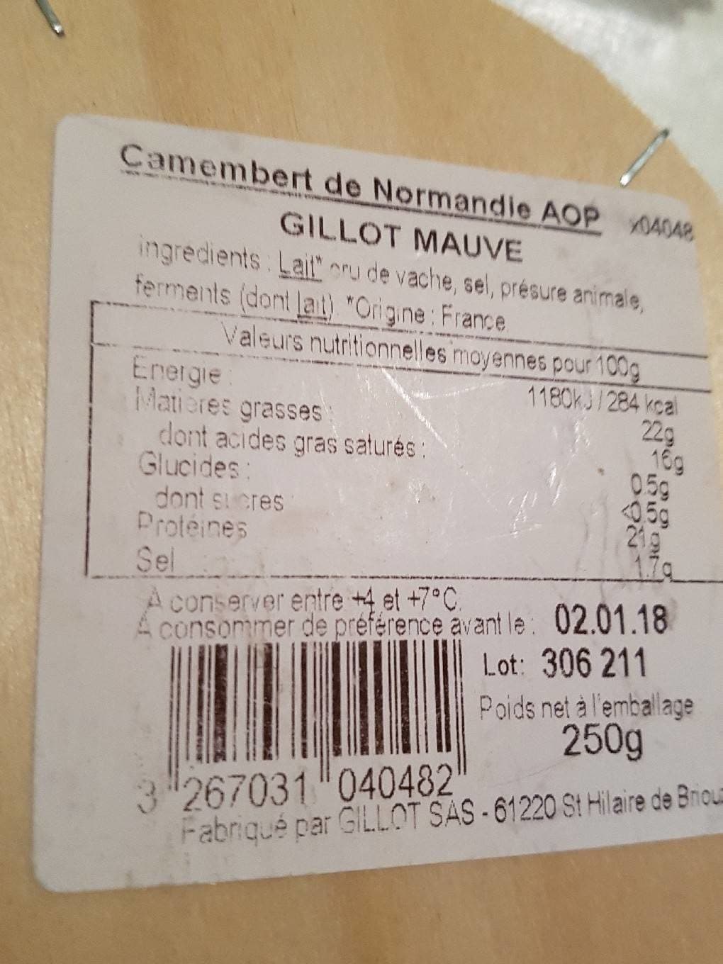 GILLOT Camembert Lait cru (100% vache de race normande) packshot