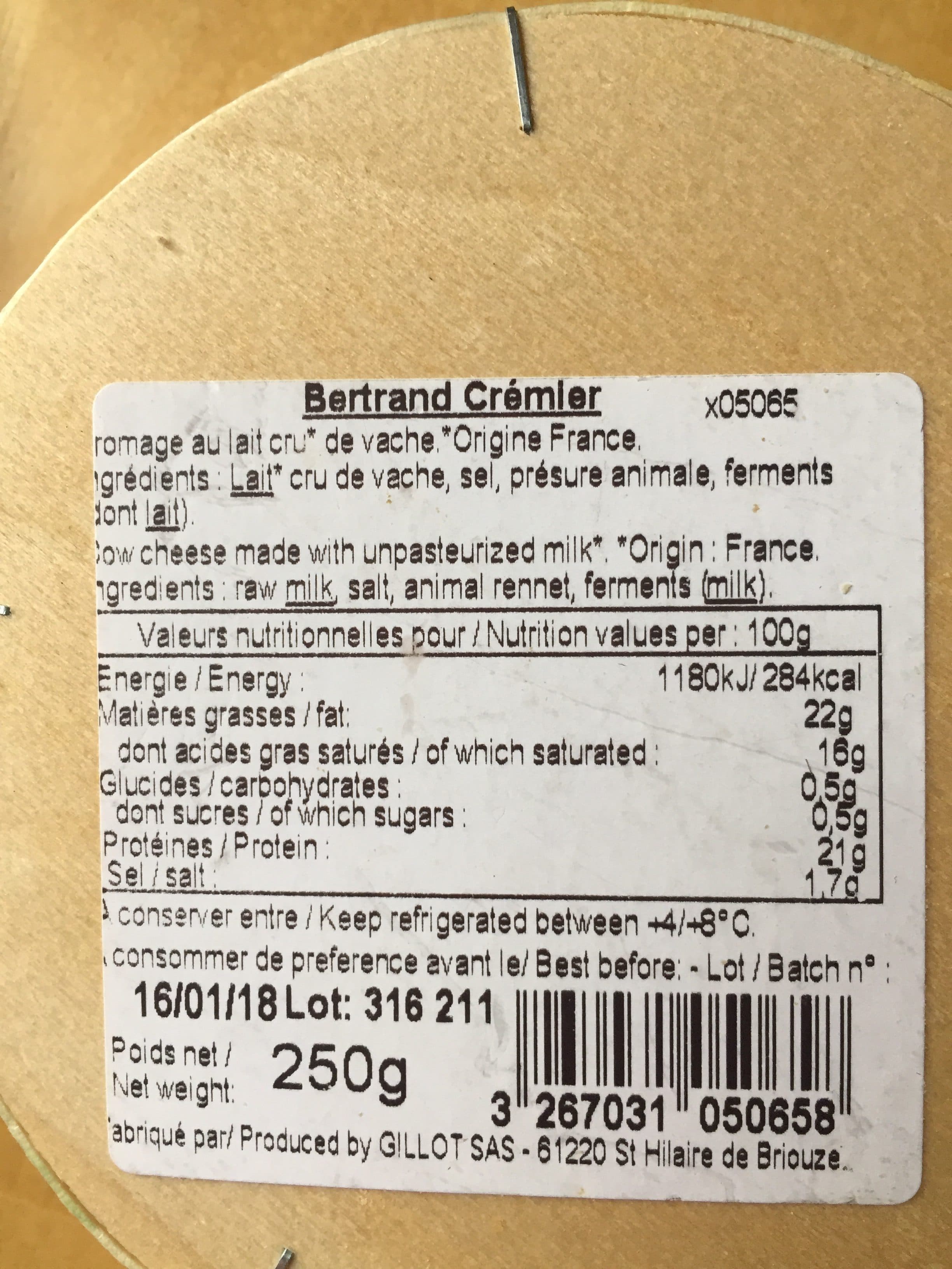 Bertrand père et fils Camembert lait cru packshot