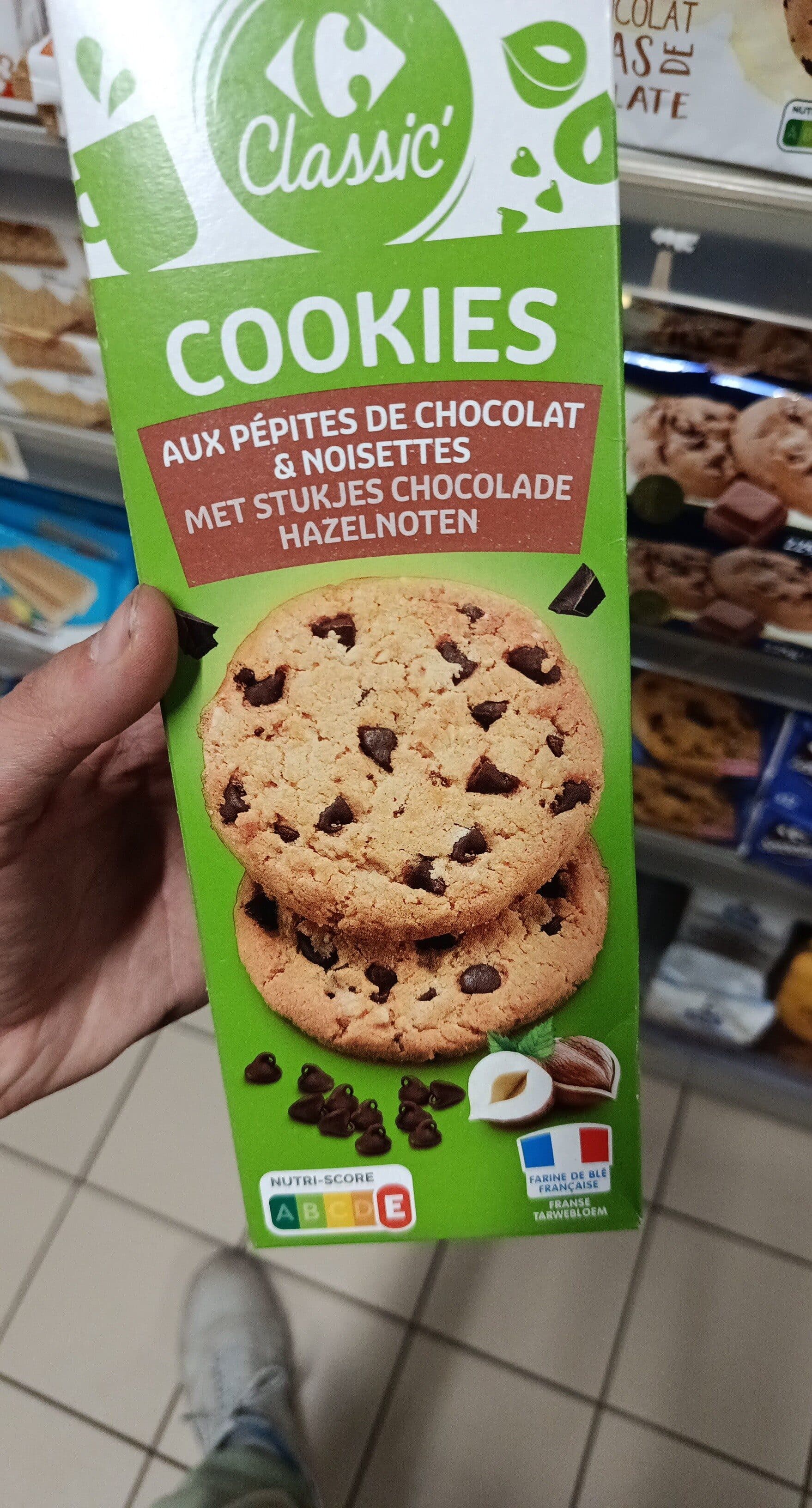 Carrefour Cookies aux pépites de chocolat & noisettes packshot