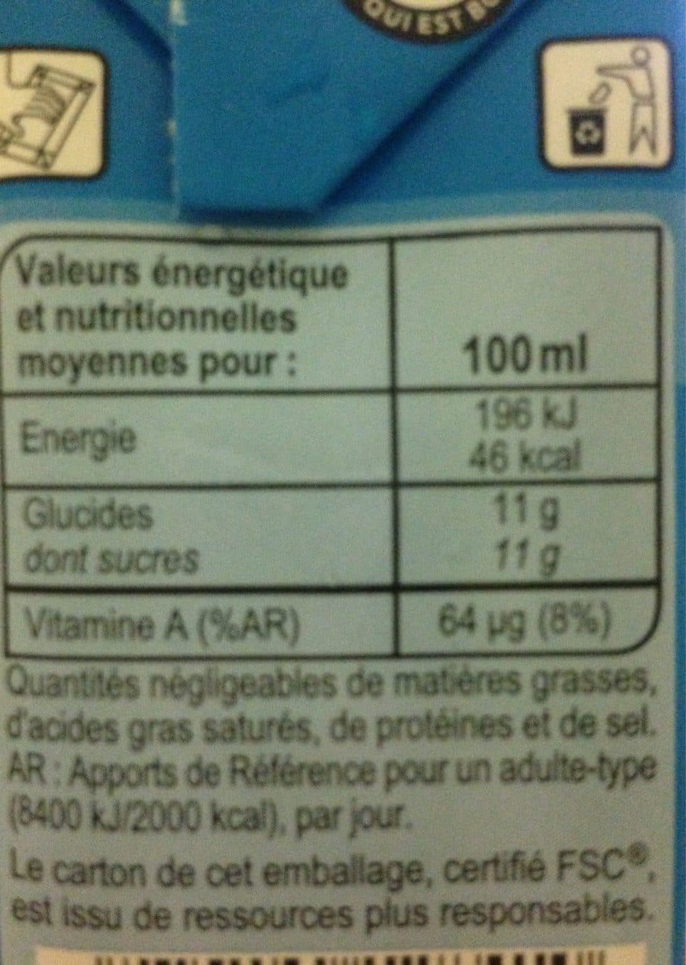 Carrefour Nectar multifruits partiellement à base de concentrés. packshot