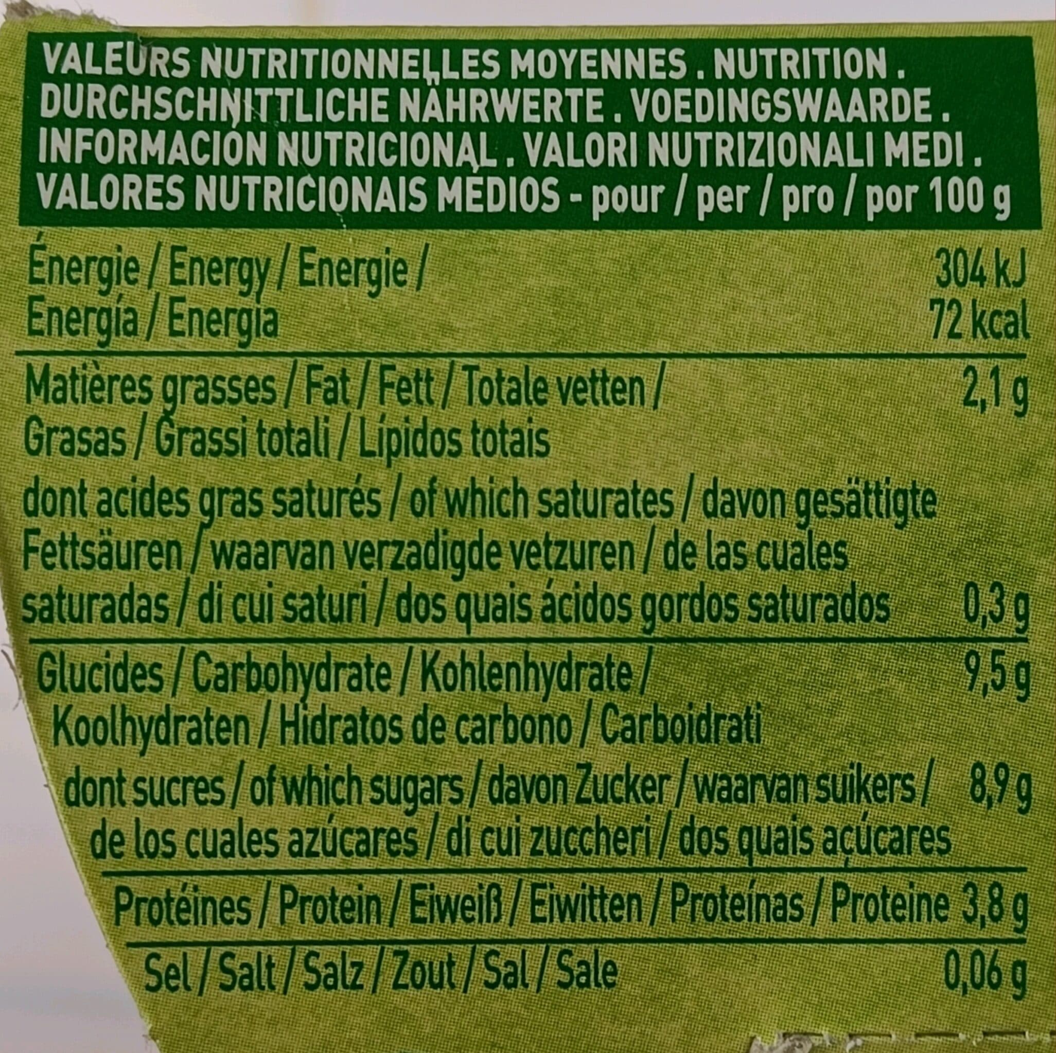 Sojade Spécialité biologique fermentée au soja, à la framboise, à la fraise et à la mure packshot