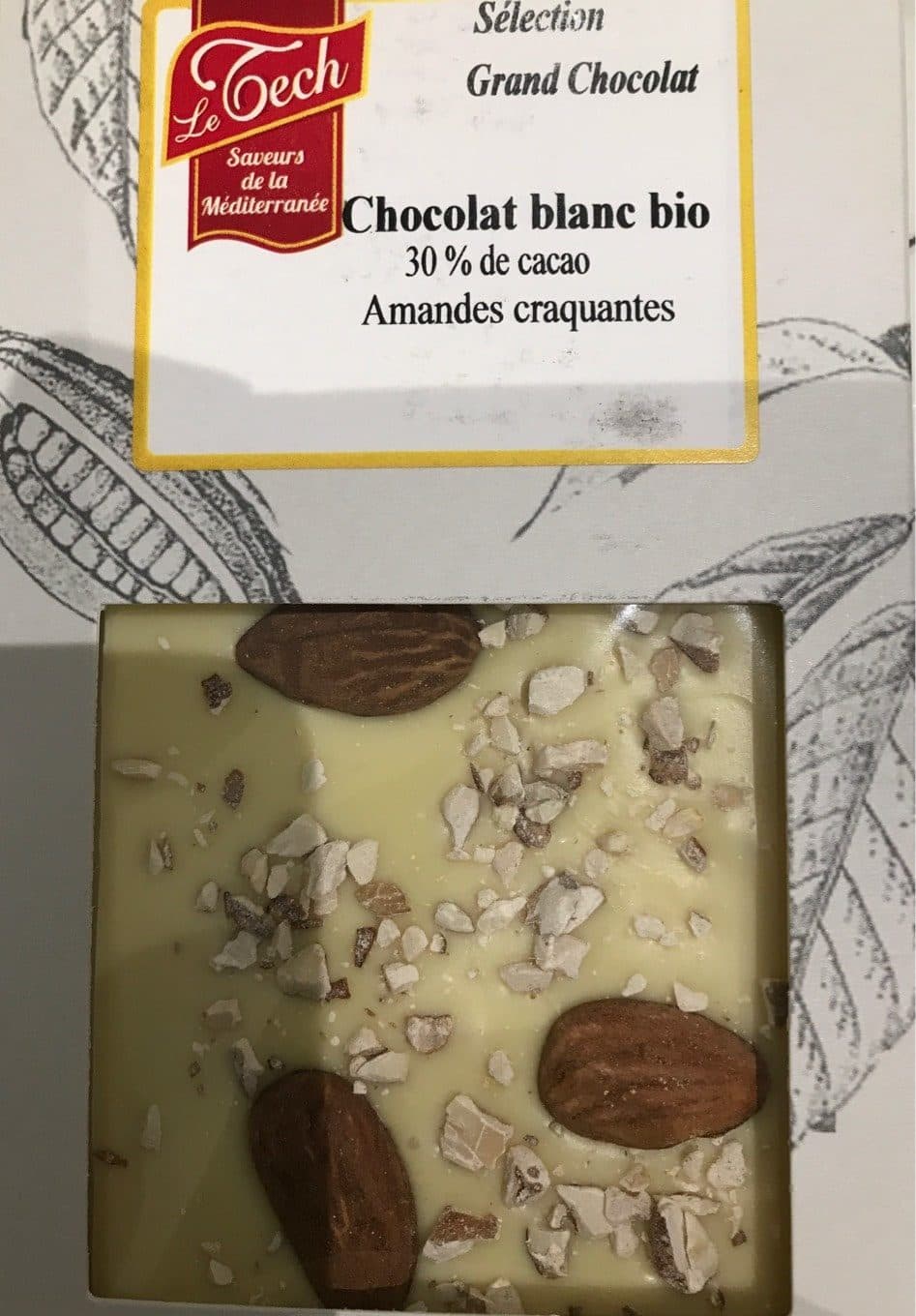Le Tech Chocolat blanc amandes craquantes packshot