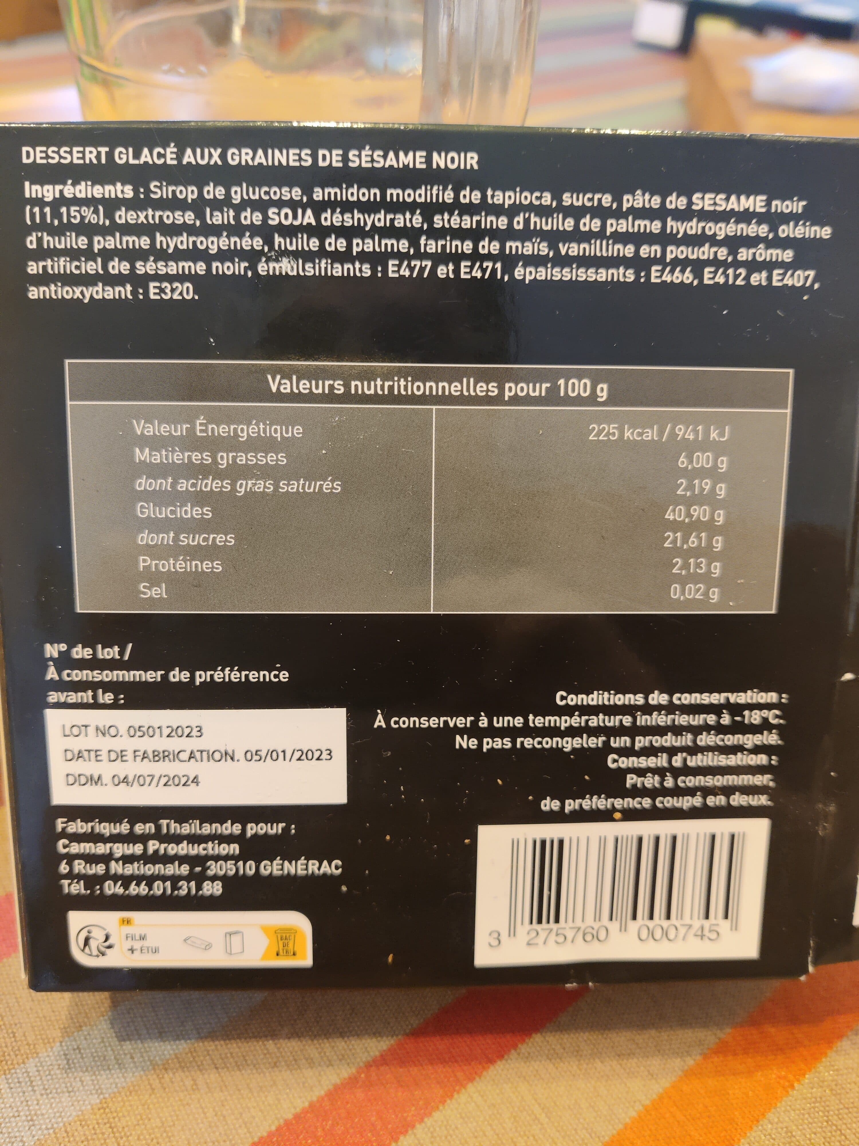 Wei Ming Mochis aux graines de sésame noir packshot
