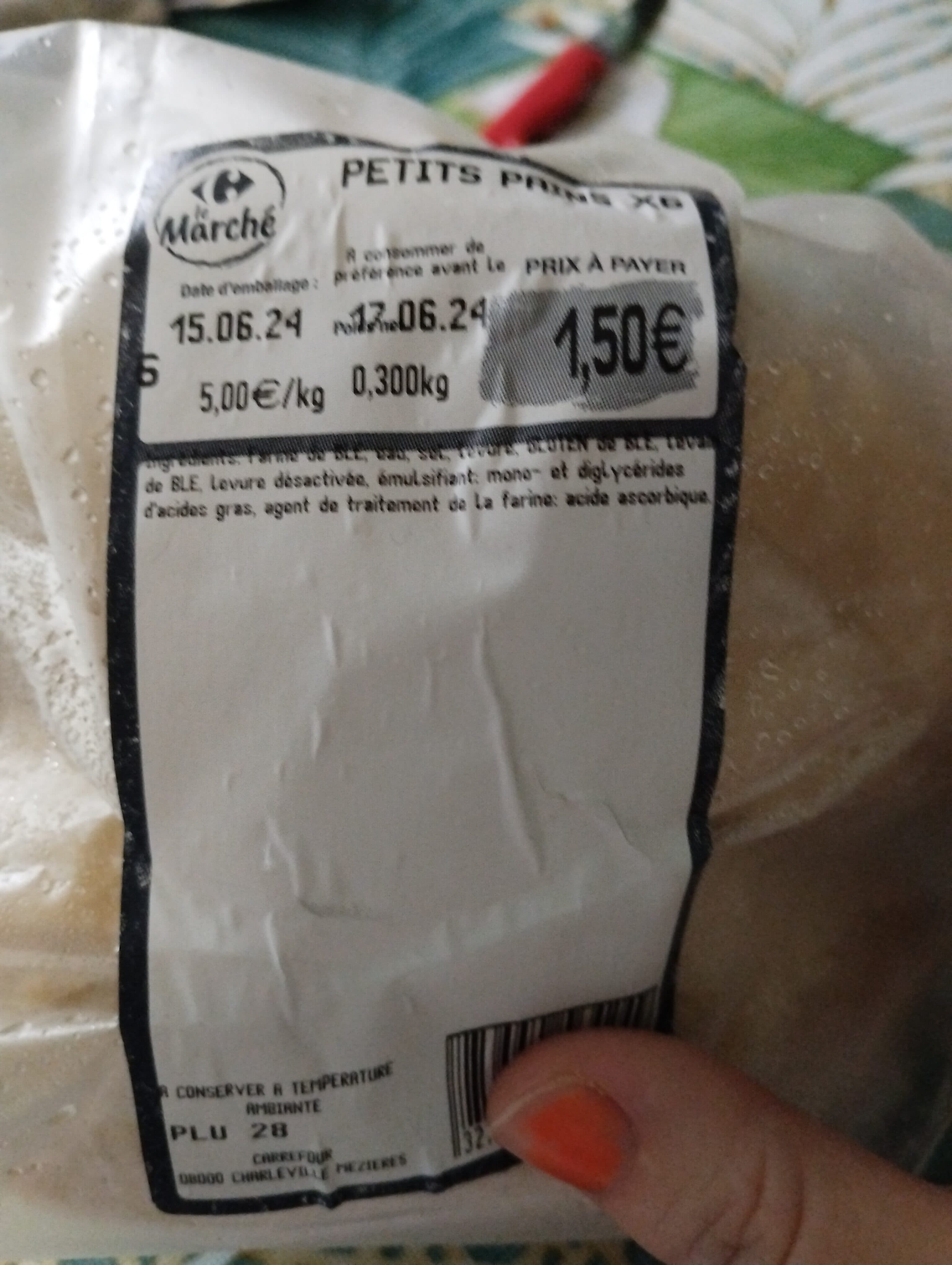 Carrefour Petit Pain packshot