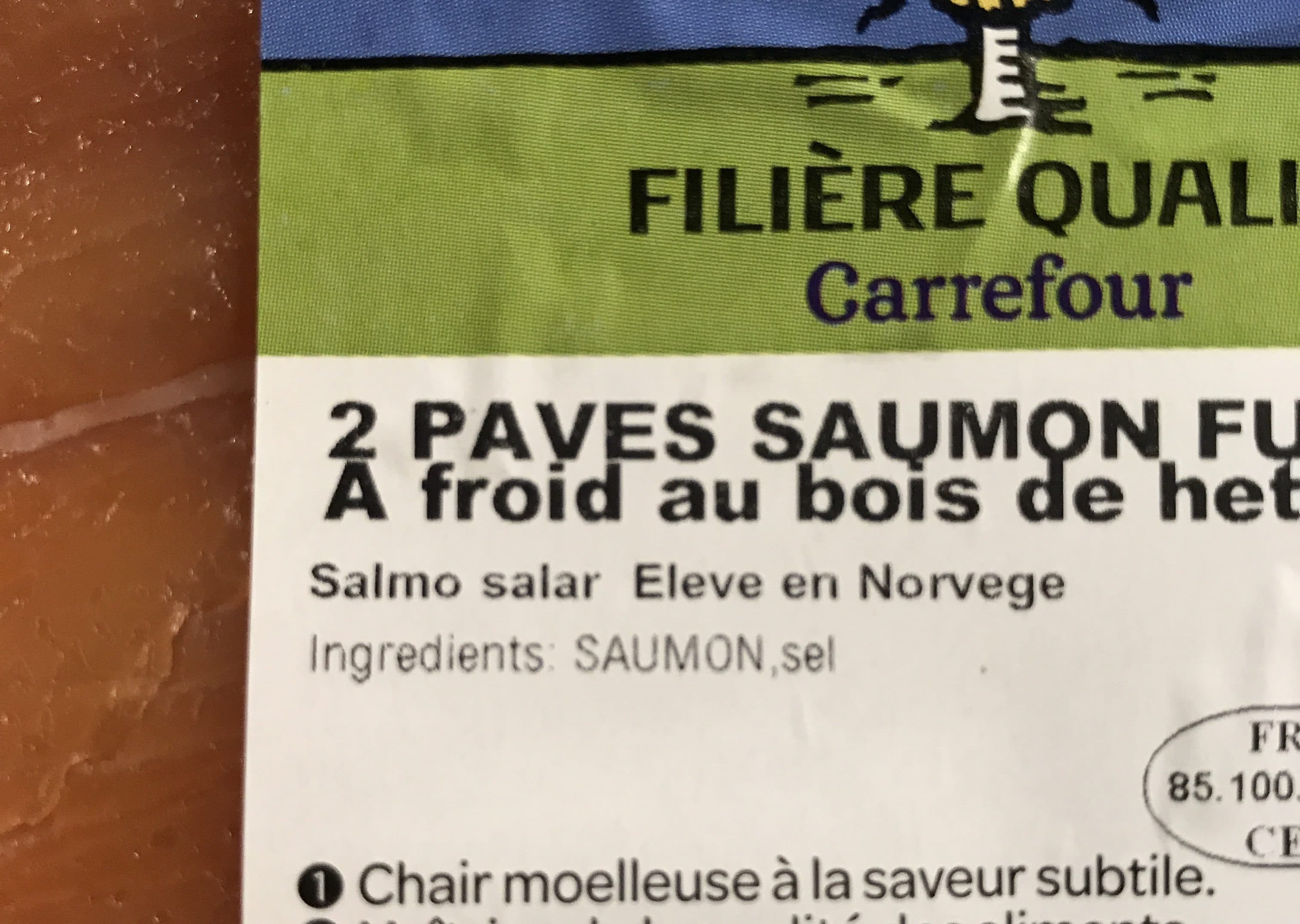 Filiére Qualité Carrefour Pavés saumon fume à froid au bois hêtre packshot