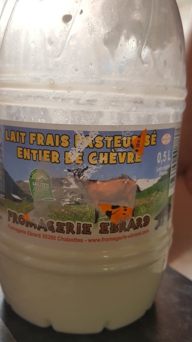 Fromagerie Ebrard Lait frais pasteurisé entier de chèvre packshot