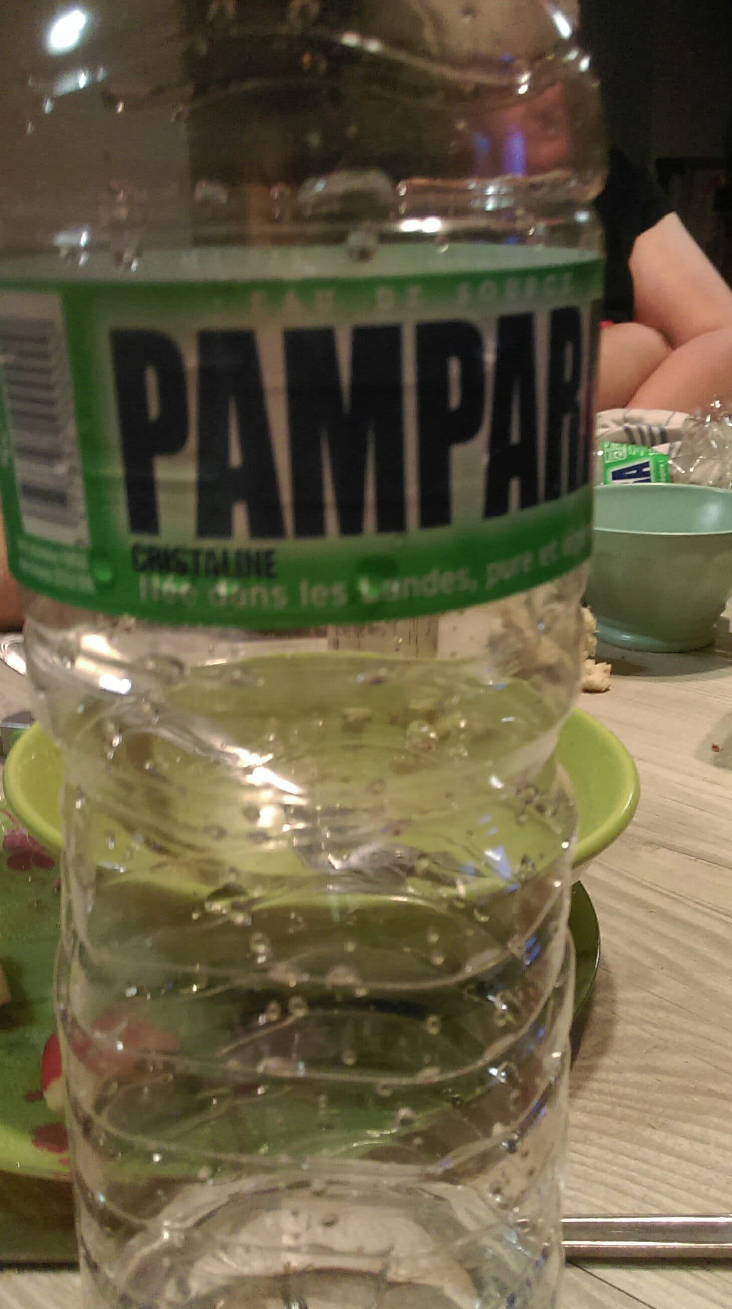 Pampara Eau de source packshot