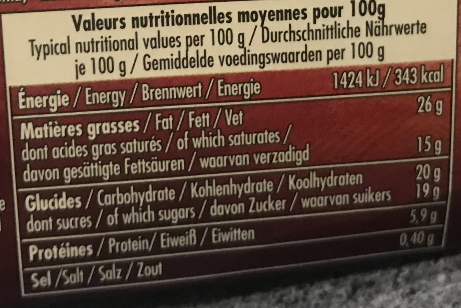 La Fermiere La mousse au chocolat et aux noisettes packshot