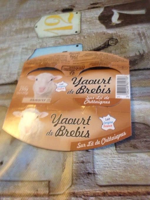 Le Petit Basque Yaourt De Brebis sur lit de châtaignes packshot