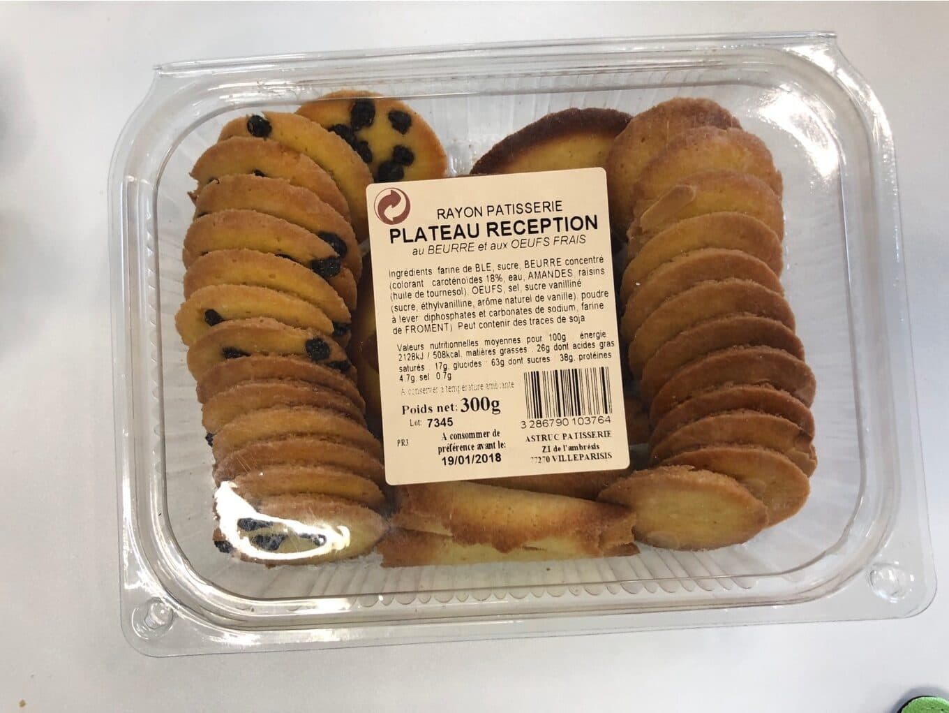 Astruc Patisserie Plateau reception packshot