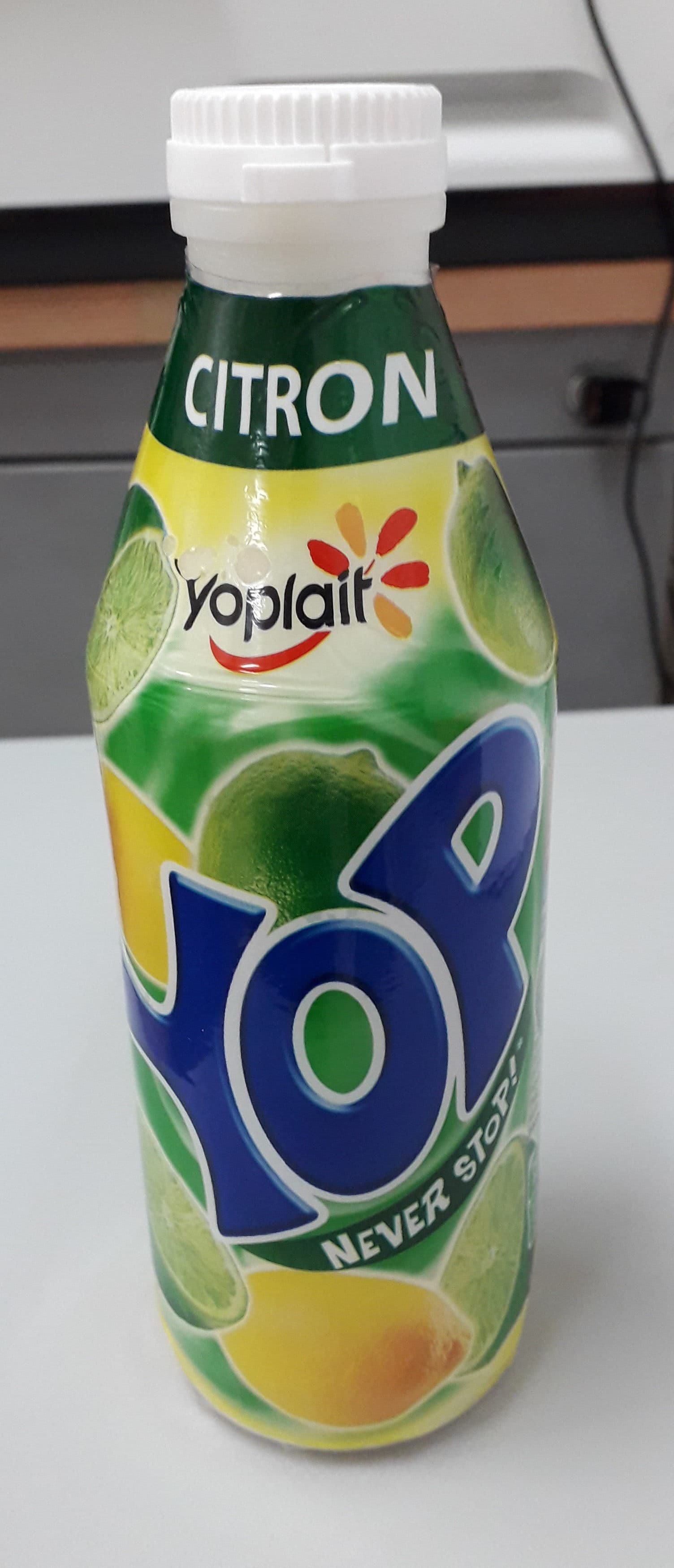 Yoplait Yaourt à boire pulpe de citron YOP citron packshot