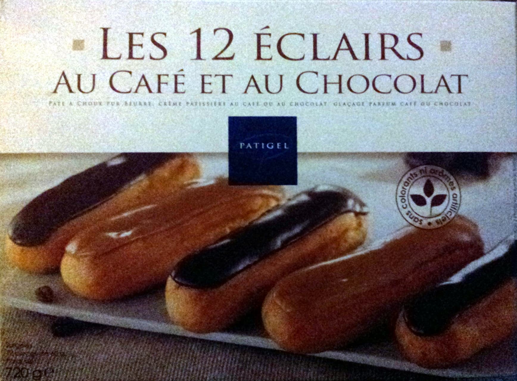 Delifrance Les 12 éclairs au café et au chocolat packshot