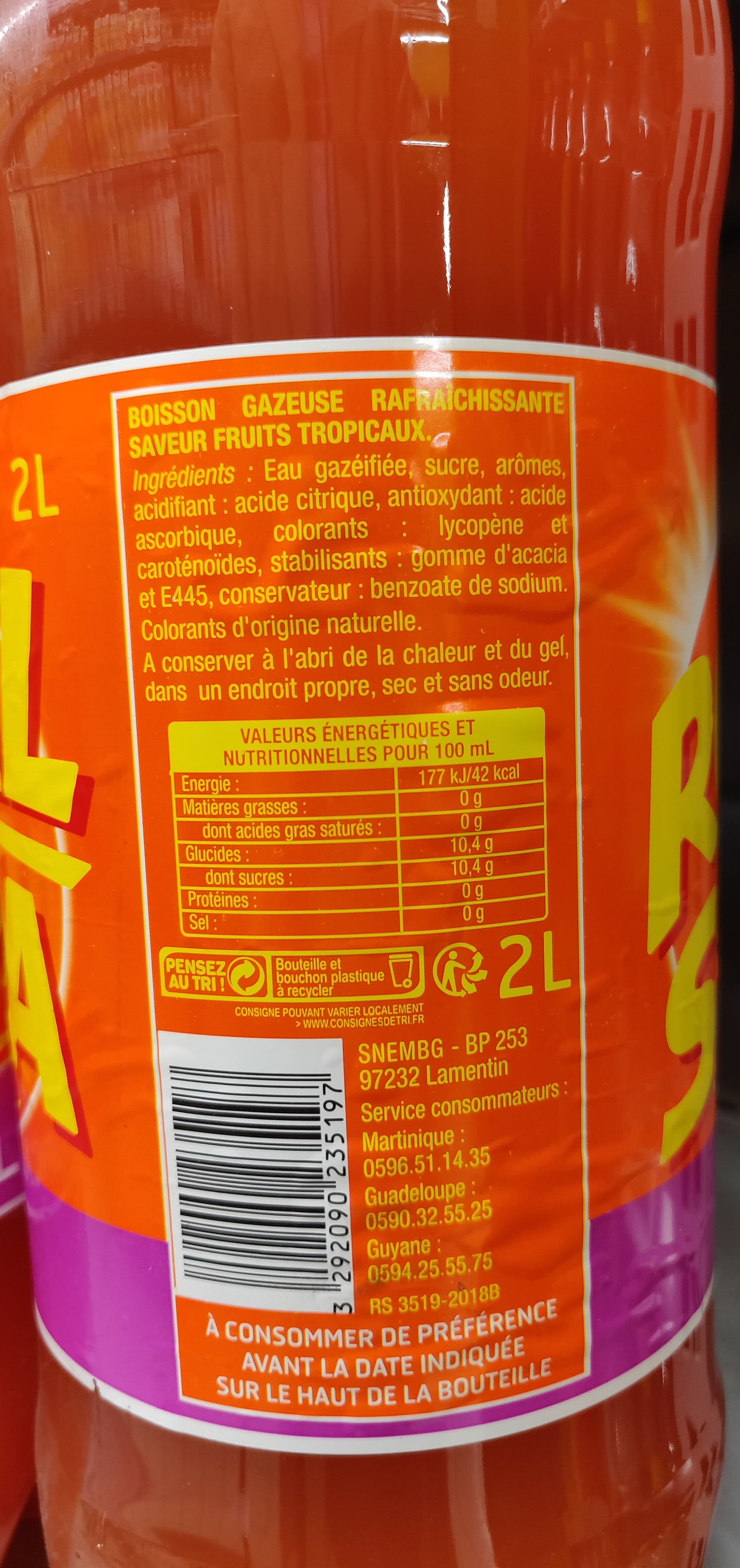 Royal Soda Royal soda tropical packshot