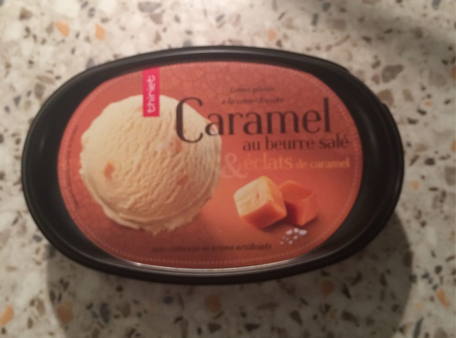 Thiriet Crème glacée au beurre salé et éclats de caramel packshot