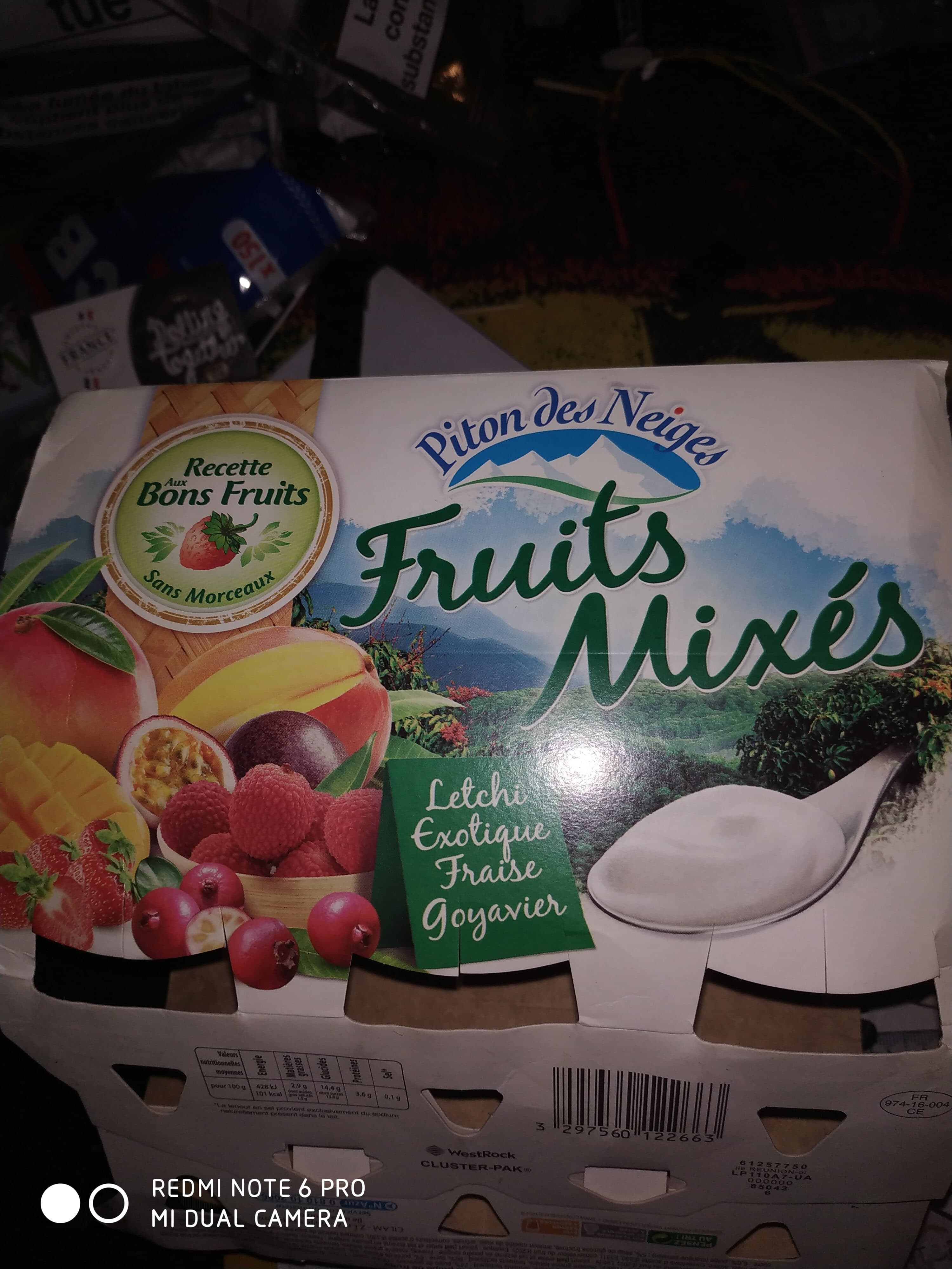 piton des neige Fruits Mixés (Yaourt Brassé Sucré à la Pulpe de Fruits) packshot