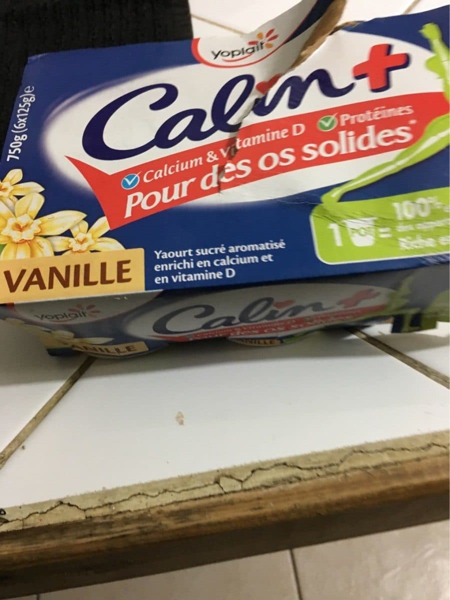 Yoplait Calin+ packshot
