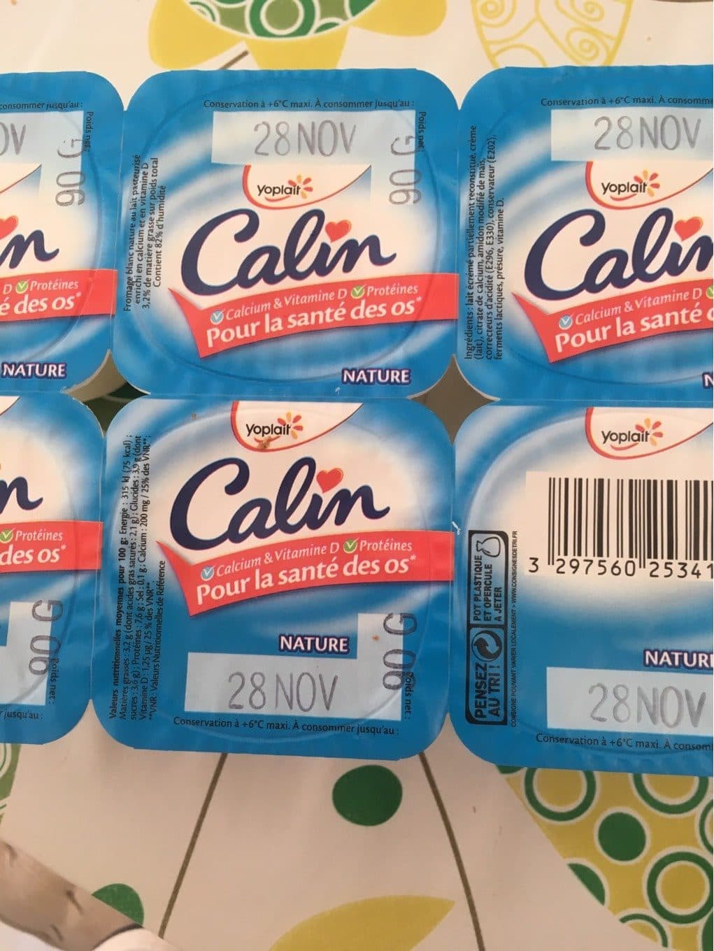Yoplait Calin packshot