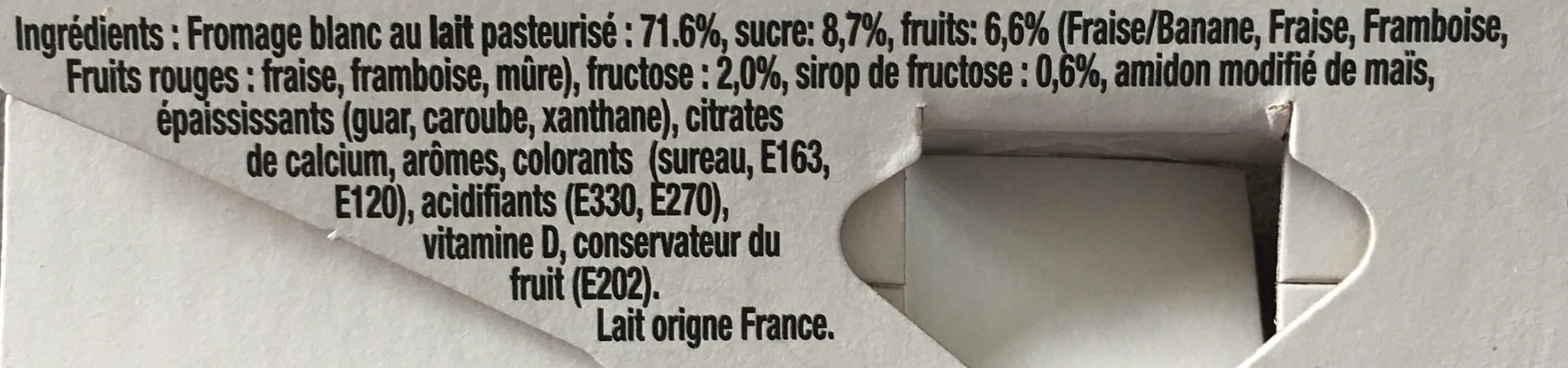 Yoplait Petits Filous packshot