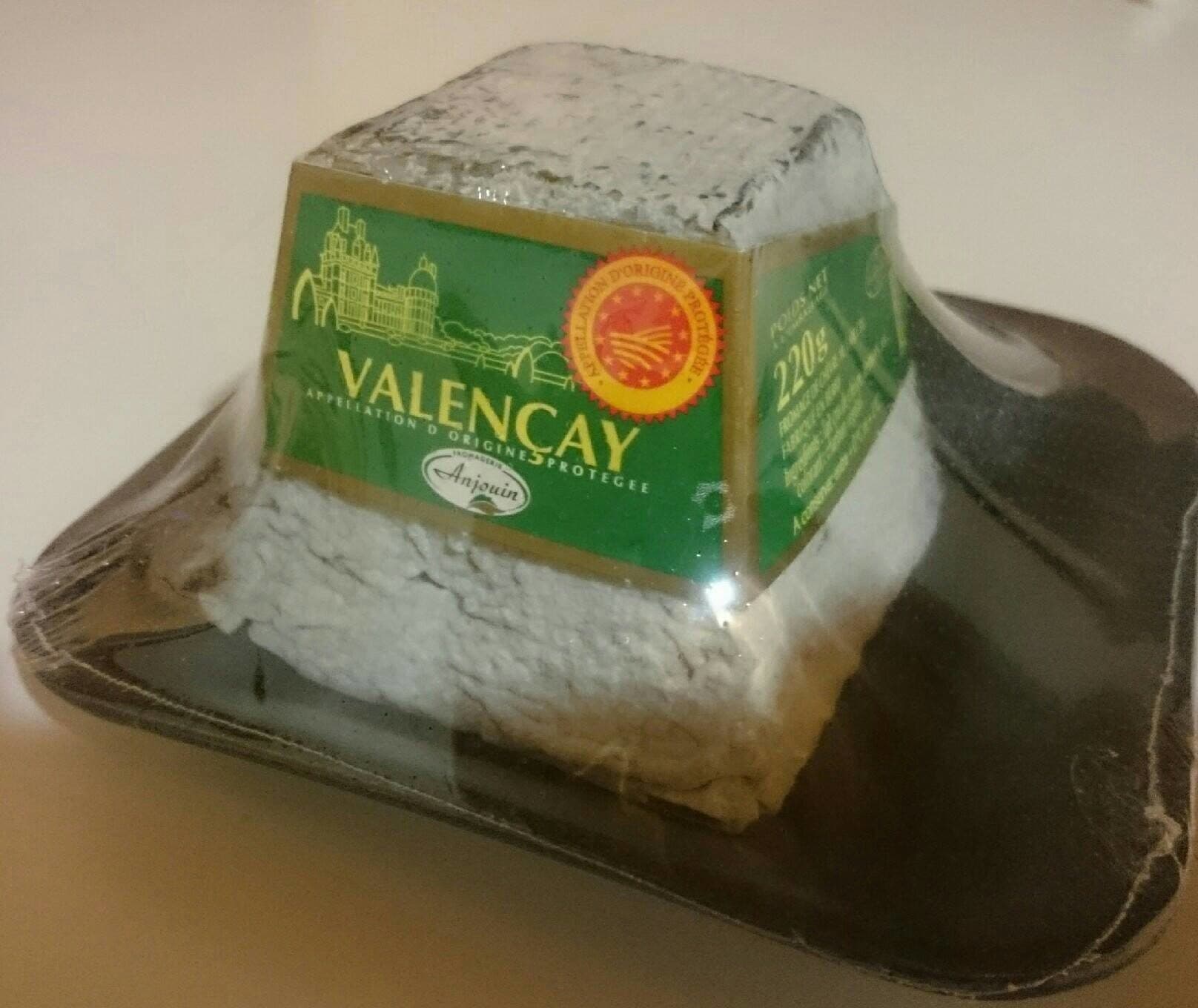 Fromagerie d'Anjouin Valencay Fromage de chèvre au lait cru packshot
