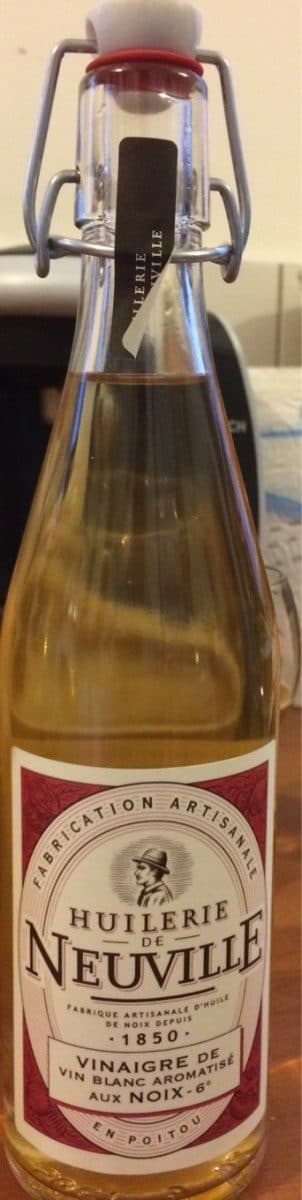 Open Food Facts Vinaigre de vin blanc aromatisé aux noix packshot