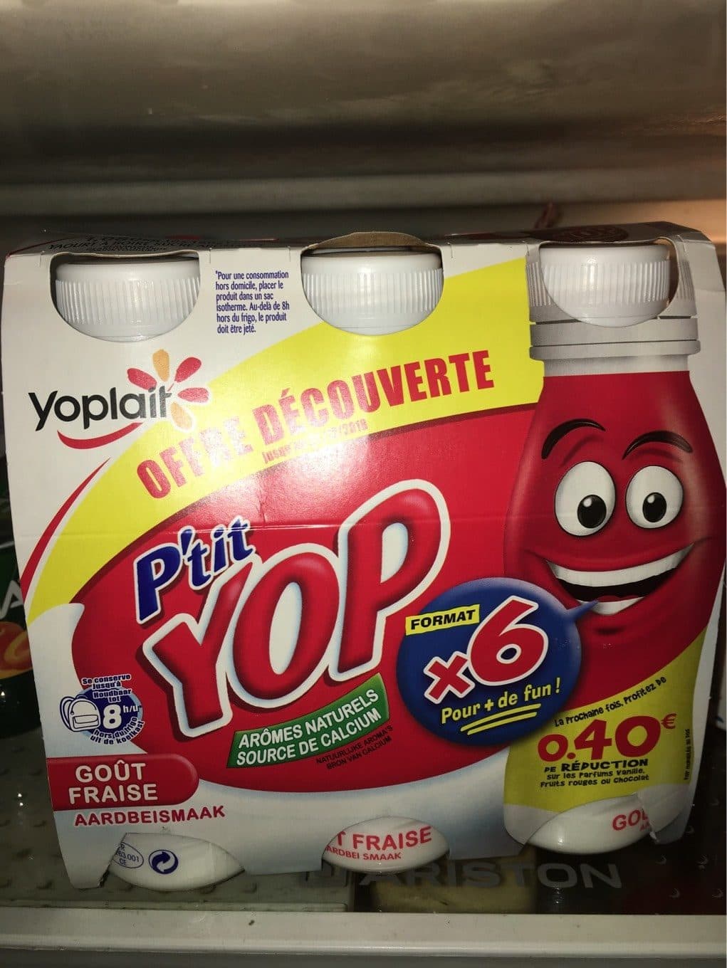 Yoplait P’tit yop Goût fraise packshot
