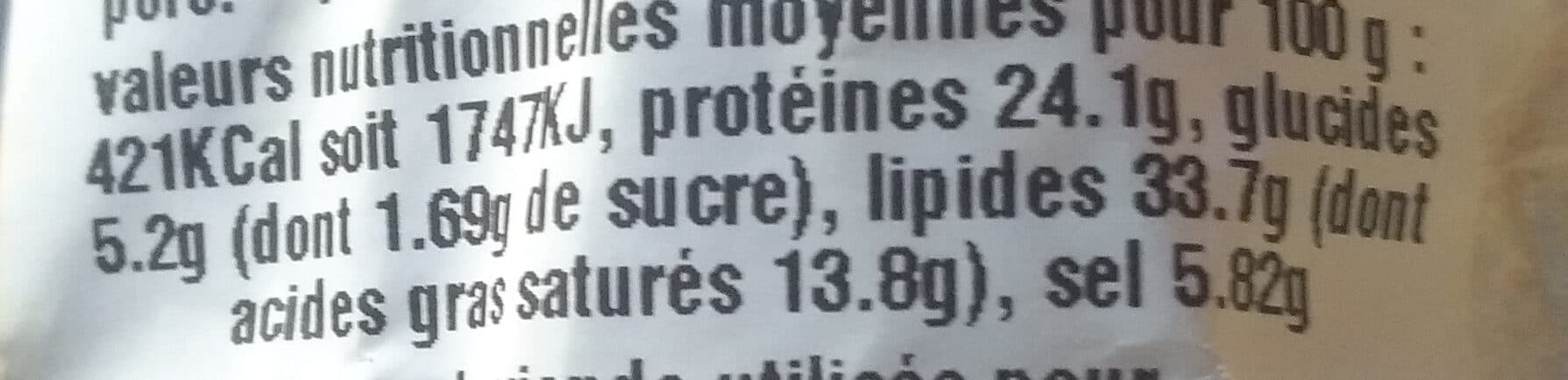 Louis Auvergne Saucisson sec pur porc au Saint Nectaire packshot