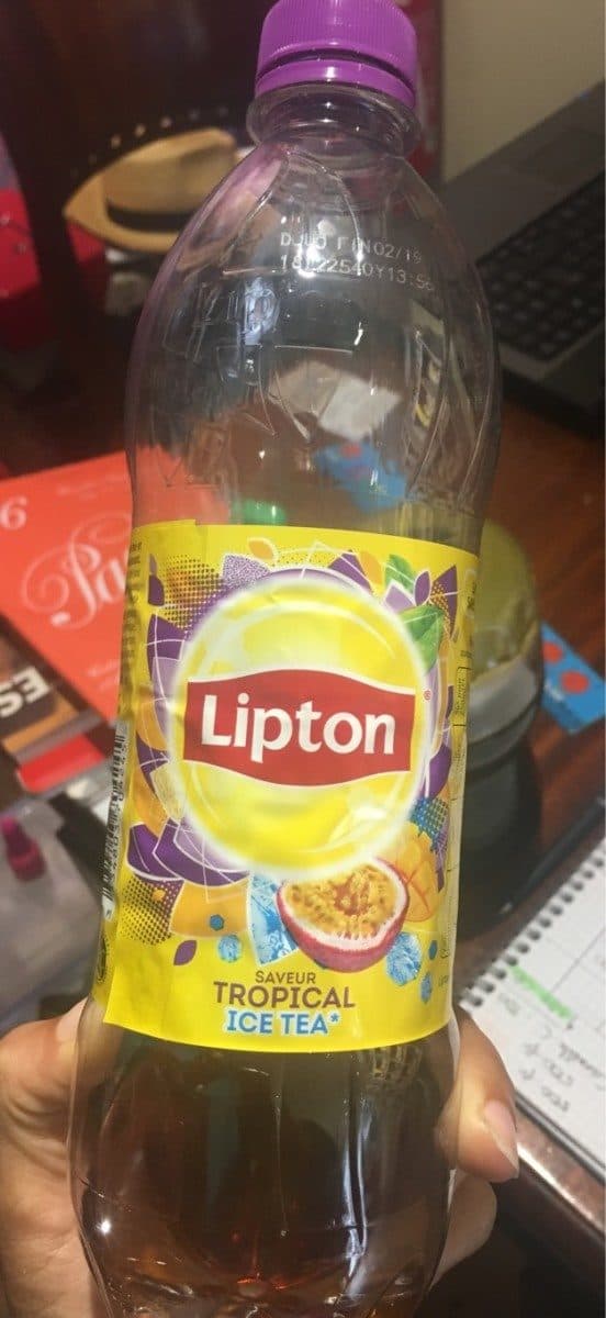 Lipton ice tea tropical packshot