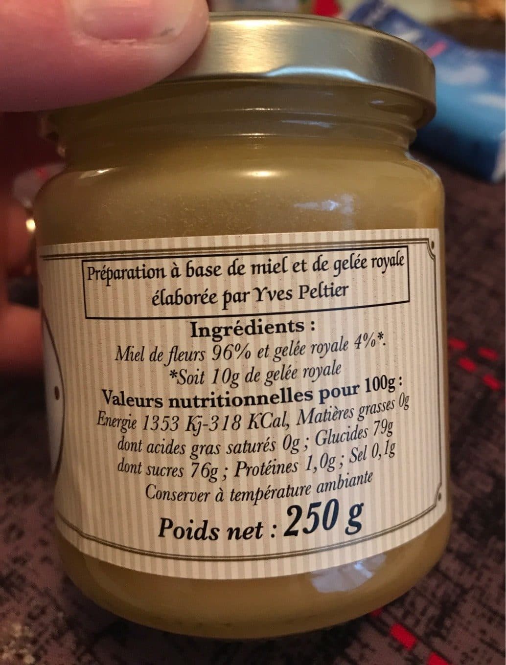 Le Manoir Des Abeilles Miel a la gelee royale Manoir des Abeilles packshot