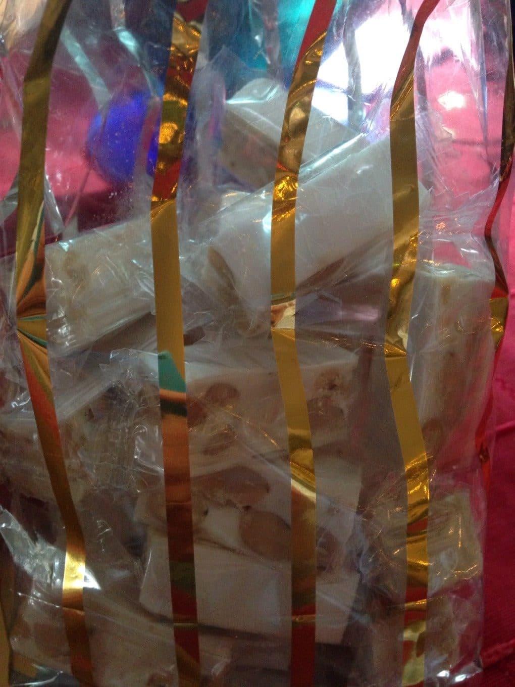 Les Trois Abeilles Nougat de montélimar tendre packshot