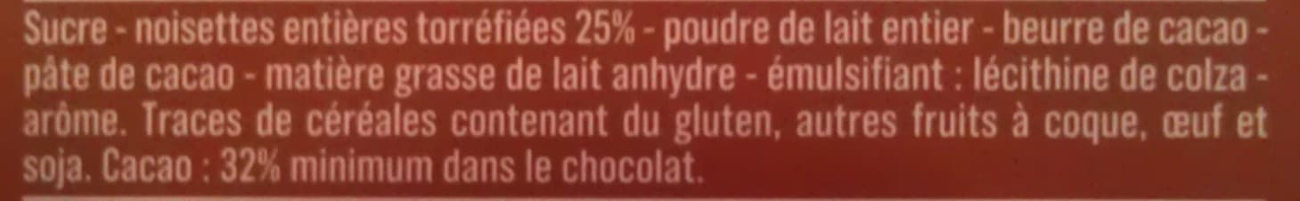 Monoprix Chocolat au lait noisettes entières packshot