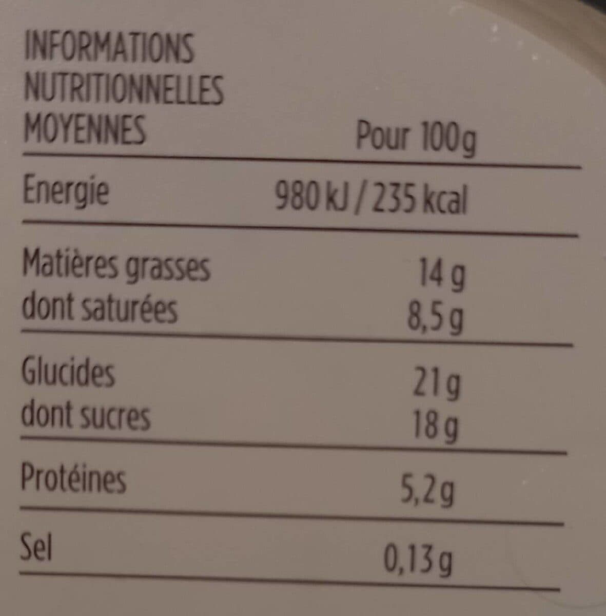 Monoprix gourmet Crème glacée à la vanille et éclats d'amandes caramélisées packshot