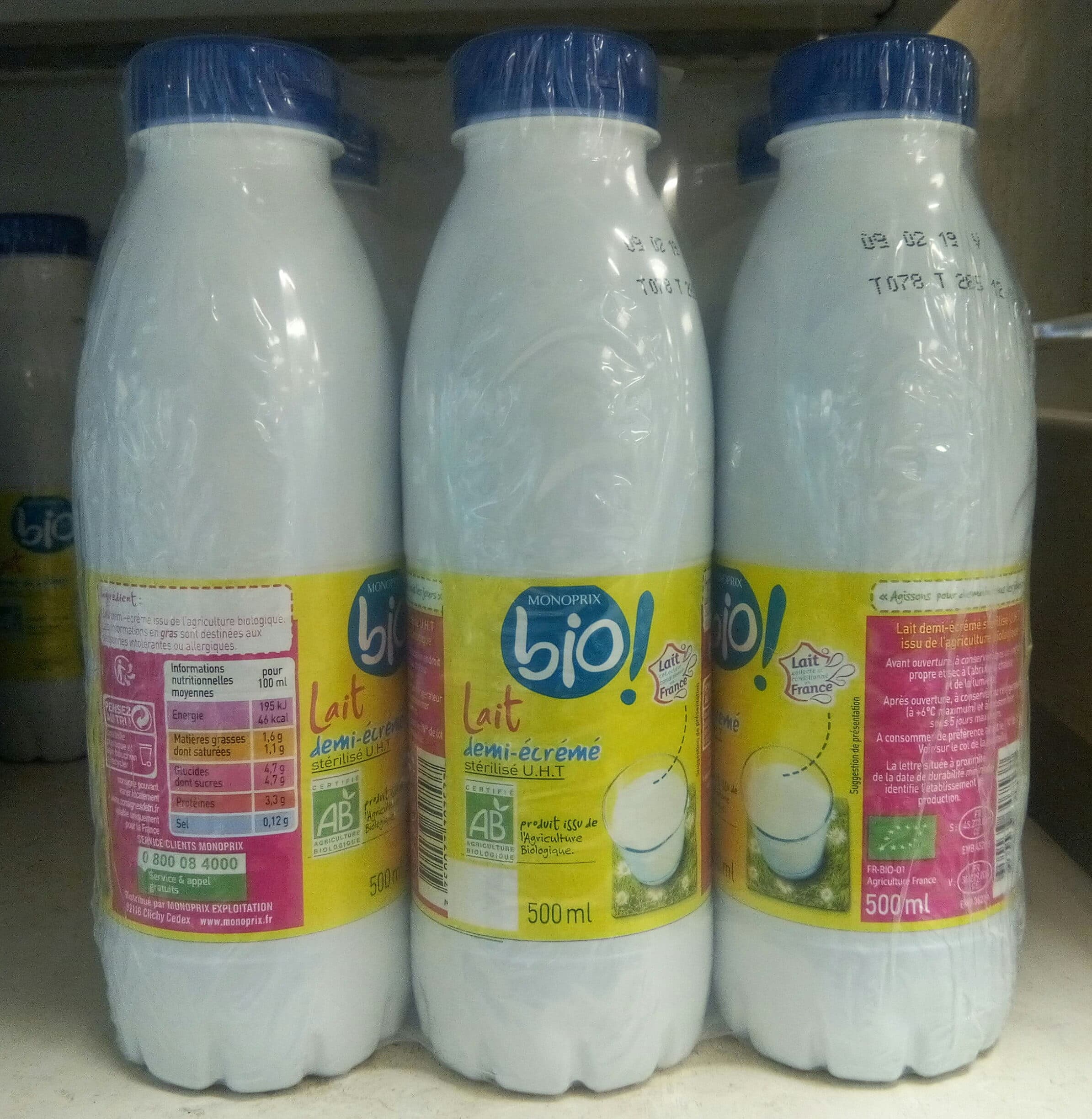 Monoprix Lait demi-écrémé stérilisé UHT packshot
