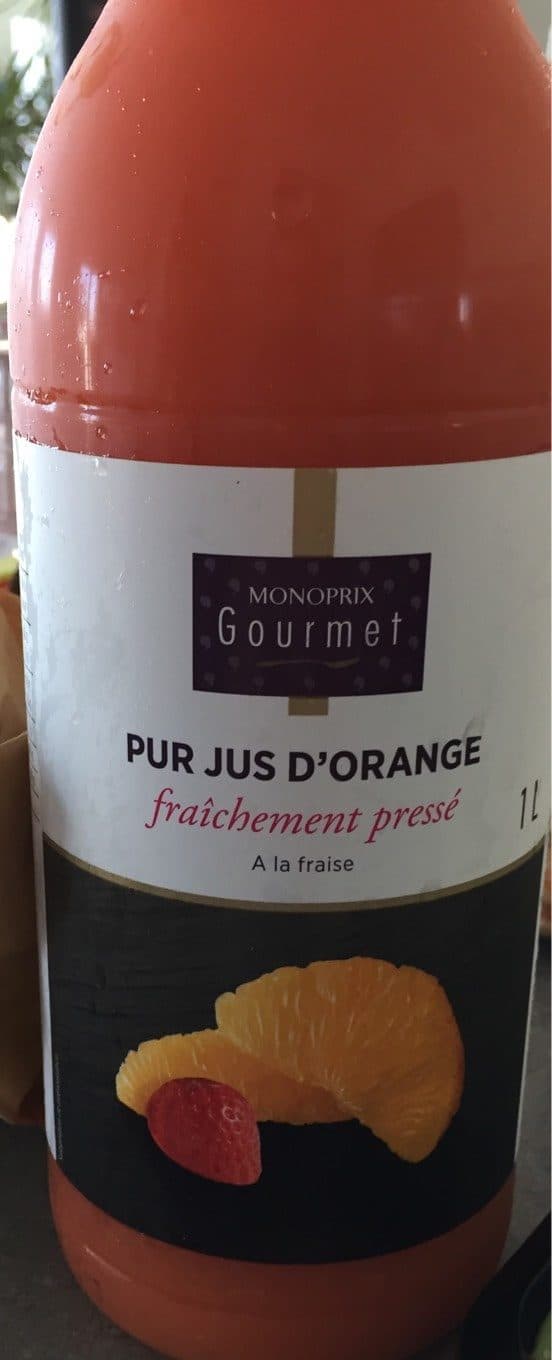 Monoprix Gourmet Pur jus d’orange à la fraise packshot