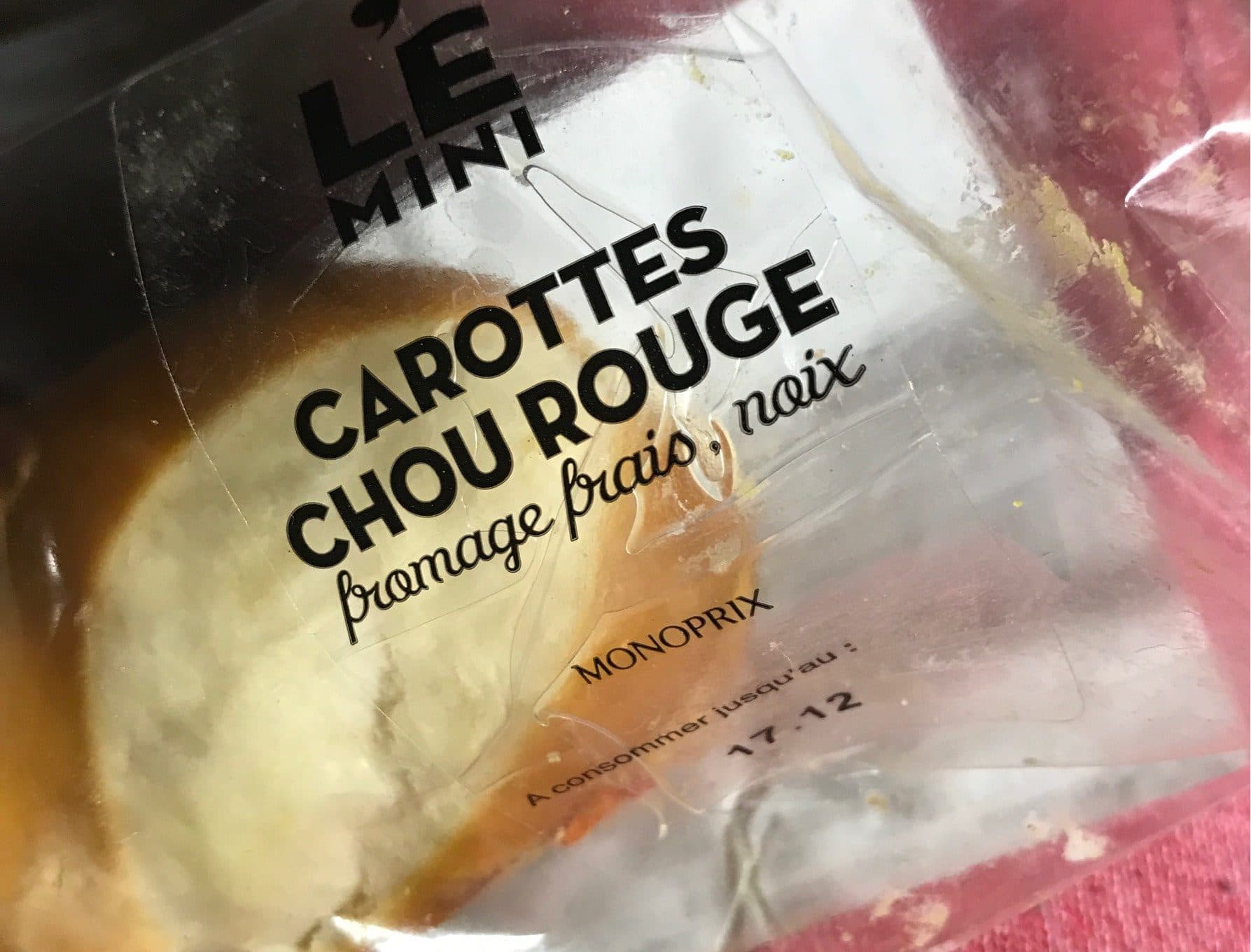 Monoprix Le mini carottes chou rouge fromage frais noix packshot
