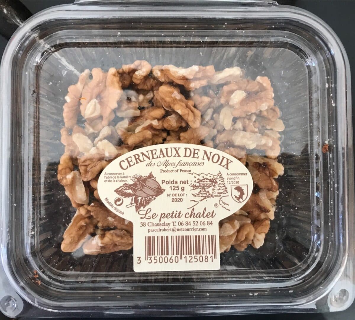 Le Petit Chalet Cerneaux de noix packshot