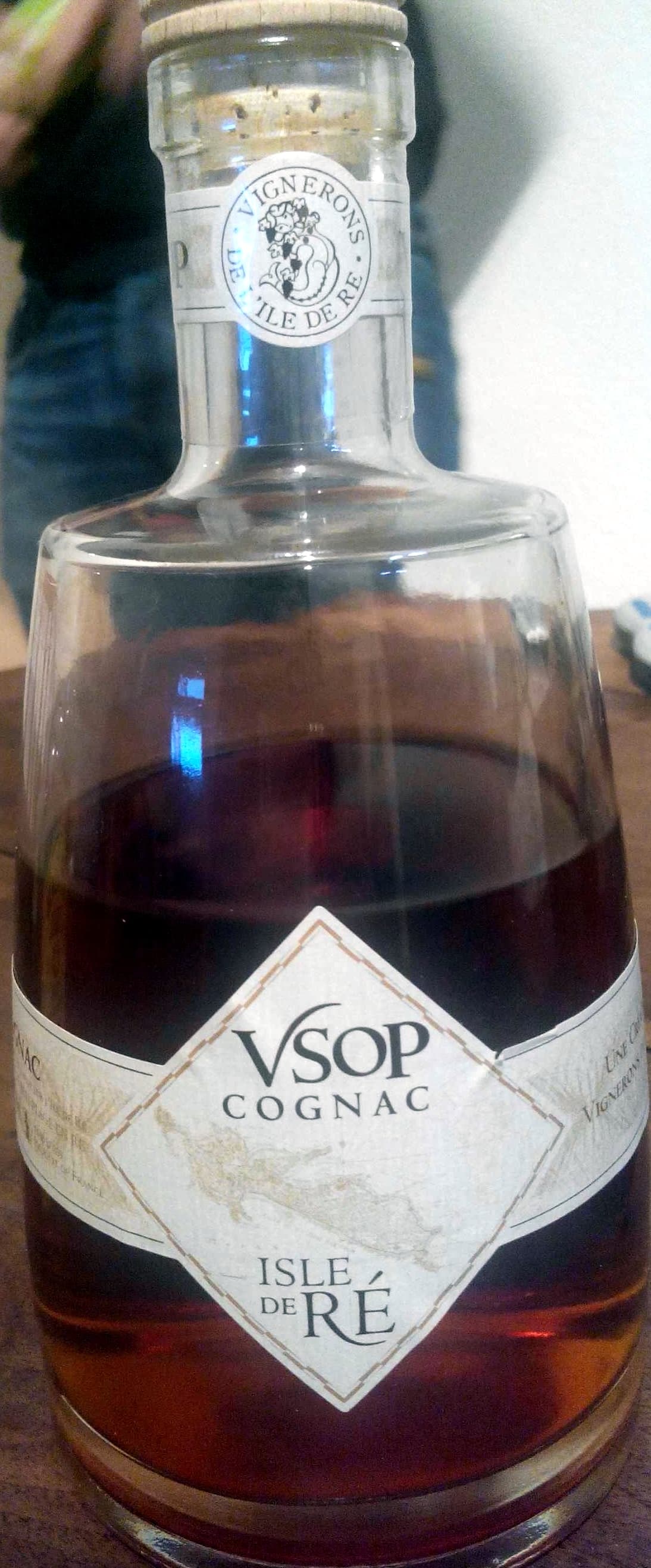 Isle de Ré VSOP Cognac packshot