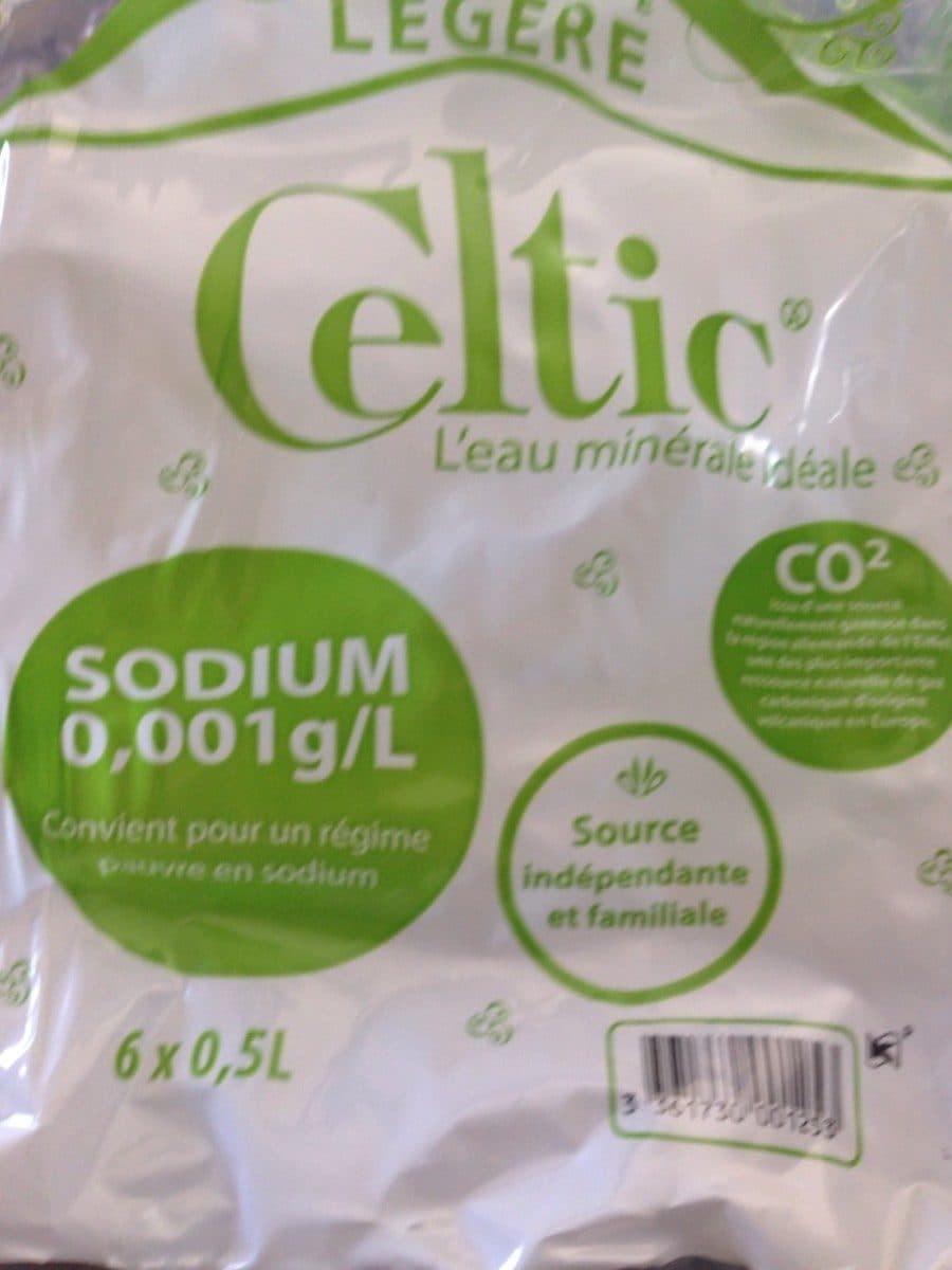 Celtic Eau Legere 0.5L Pack X packshot