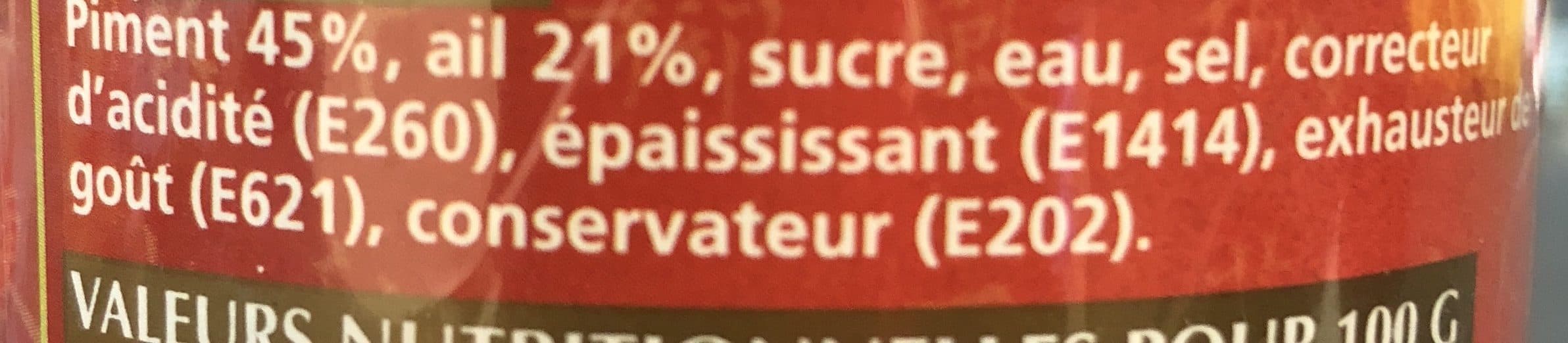 Tang Frères Sauce Pimentée À l’Ail packshot