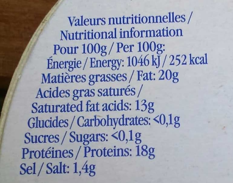 Chavegrand Camembert (20% MG) packshot