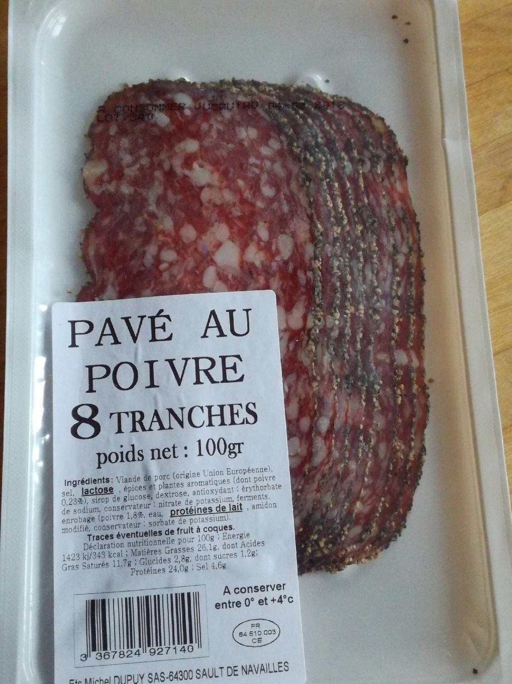 Michel Dupuy Pavé au poivre packshot