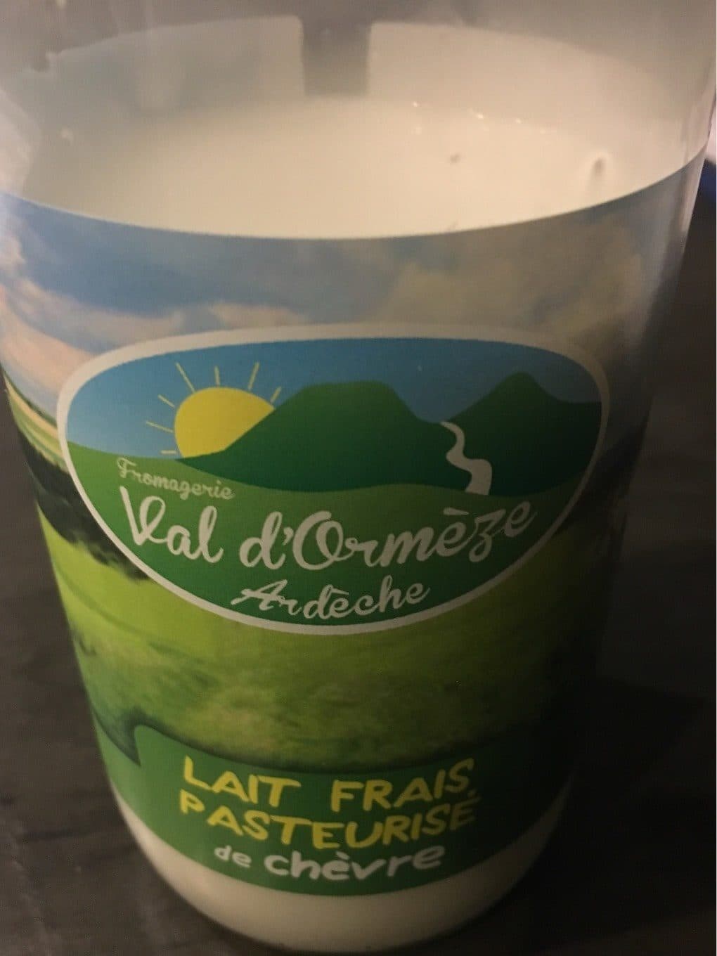 Fromagerie du Val d'Ormèze Lait frais pasteurisé de chèvre packshot