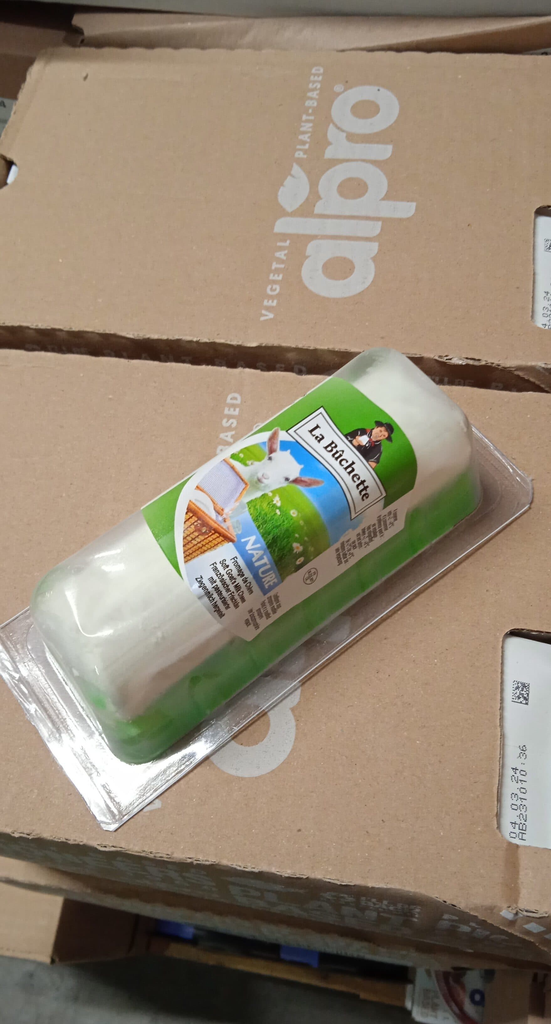 Fromagerie jacquin fils La Buchette French Goats Log packshot