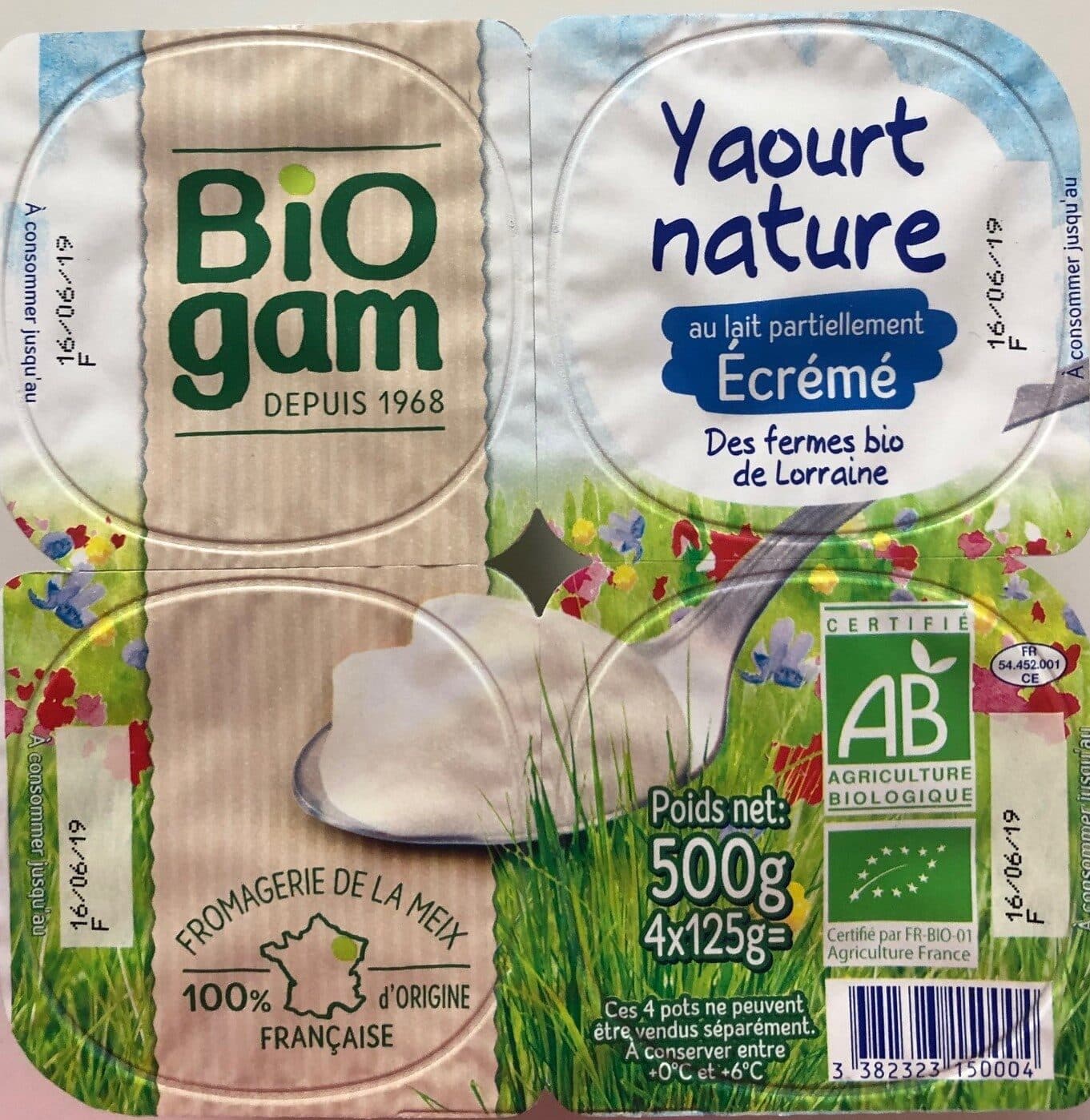 Biogam Yaourts Nature au Lait Partiellement Ecrémé des Fermes Bio de Lorraine packshot