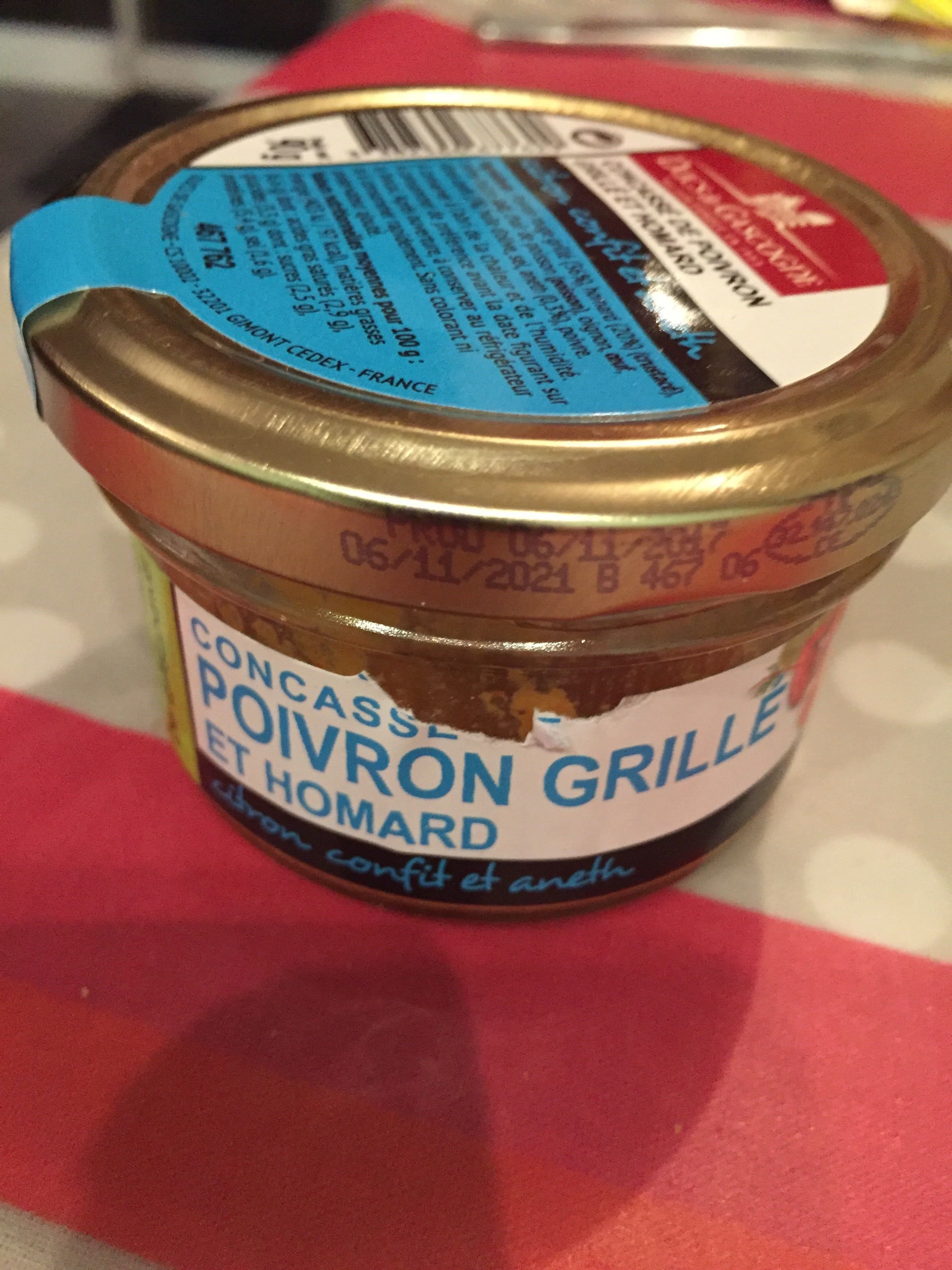 Ducs de gascogne Concasseé de poivron grillé et homard packshot