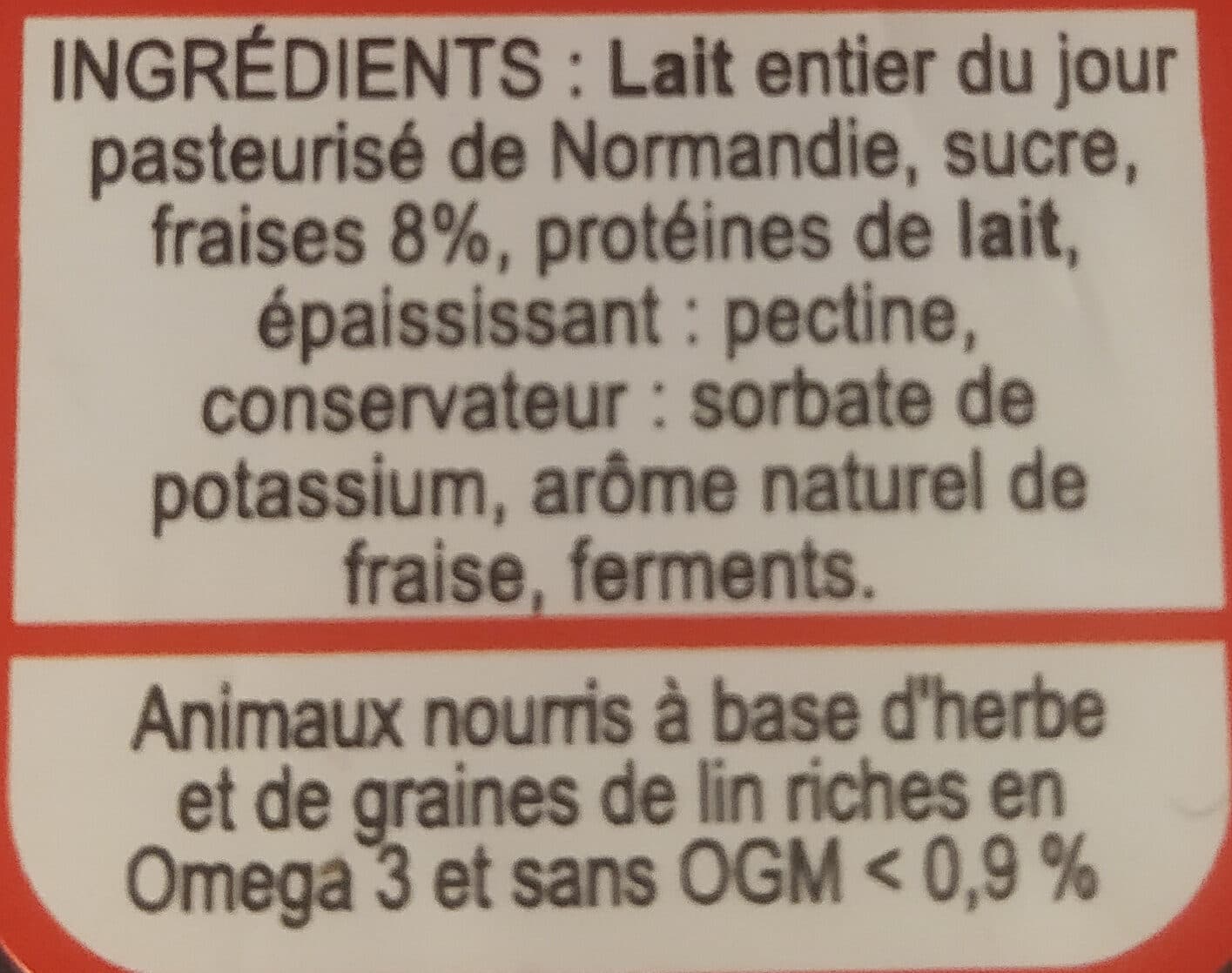 La ferme du manège Yaourt à la Fraise au lait du jour de nos vaches packshot