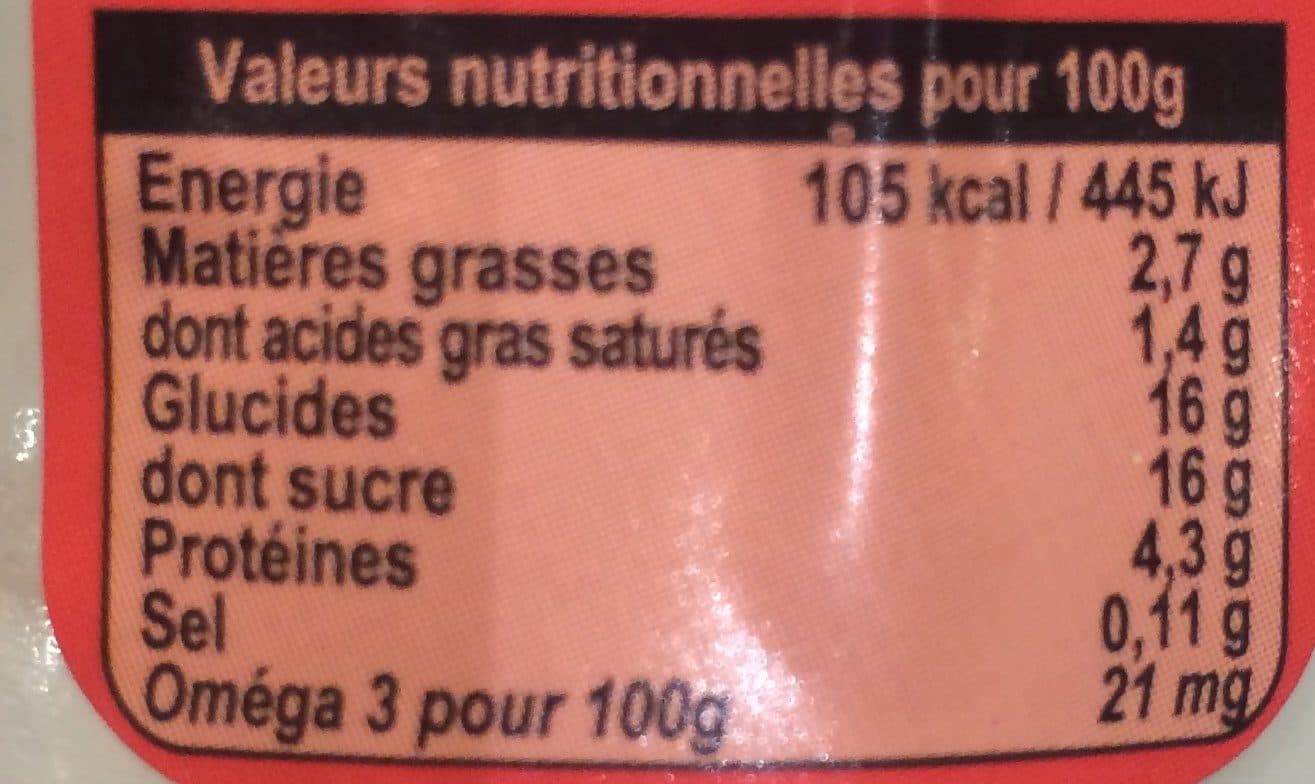 La ferme du manège Yaourt à la Fraise au lait du jour de nos vaches packshot