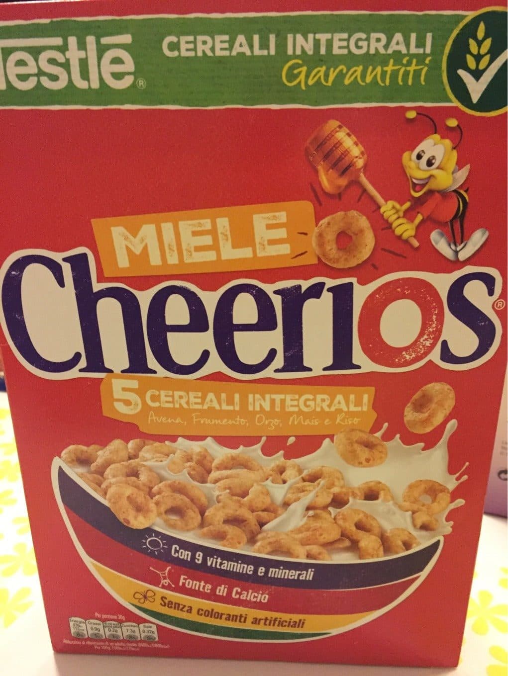 Nestlé Cheerios packshot