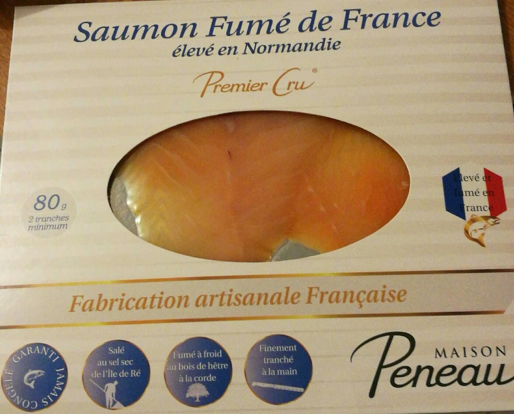 Maison Peneau Saumon fumé de France élevé en Normandie premier cru packshot