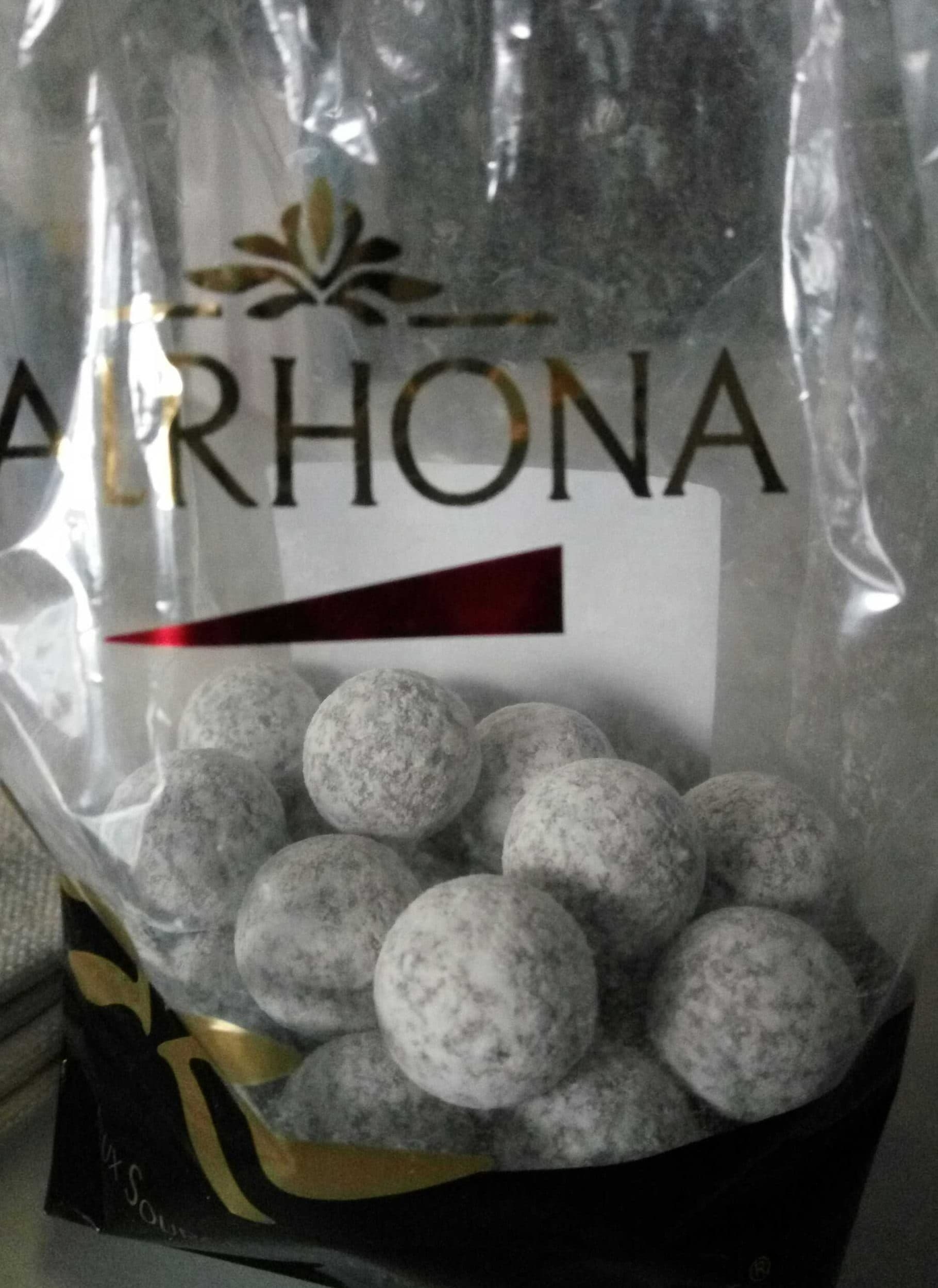 Valrhona Xocomeli 57% packshot